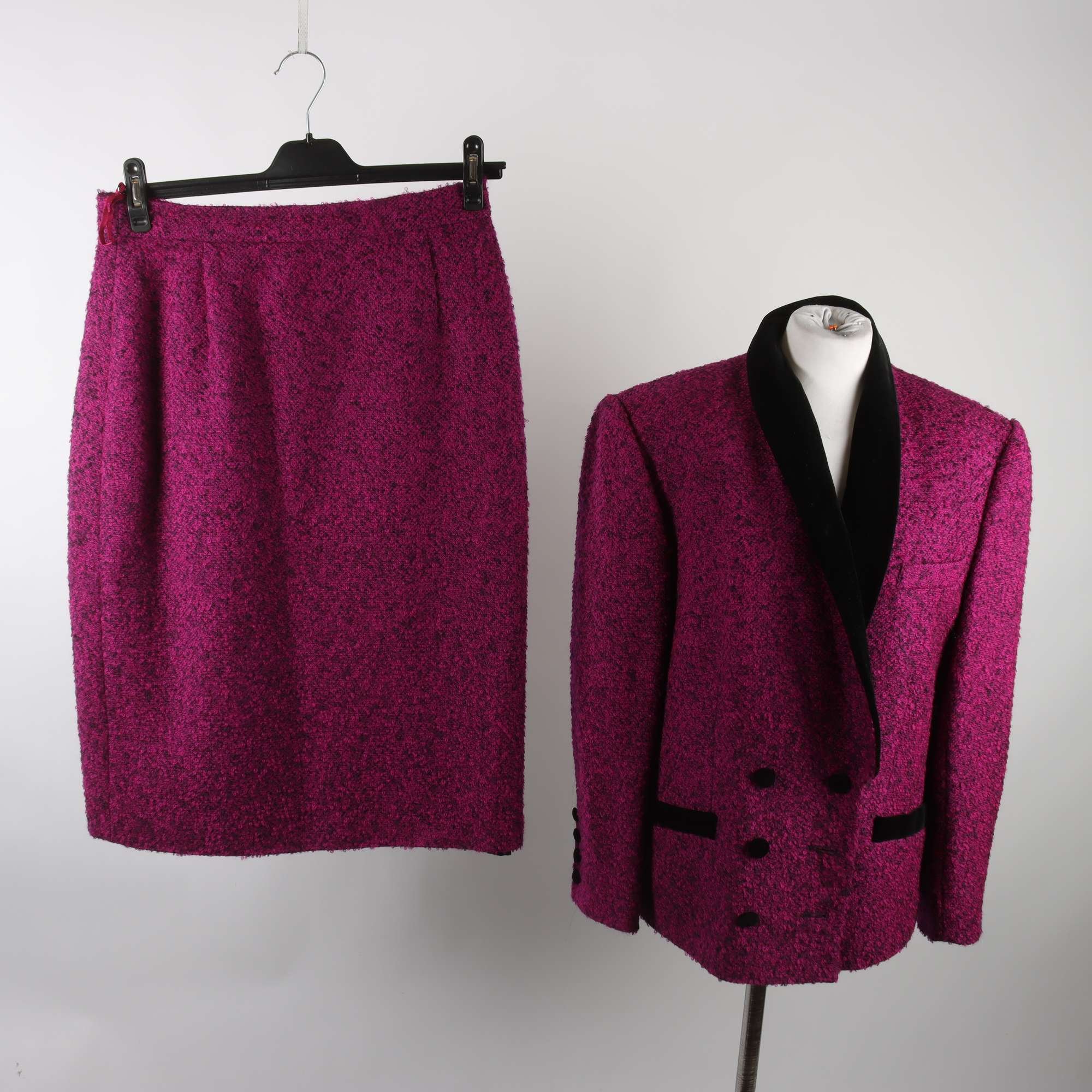 Kjol + Kavaj, Louis Féraud, rosa, svart, stl. 42.