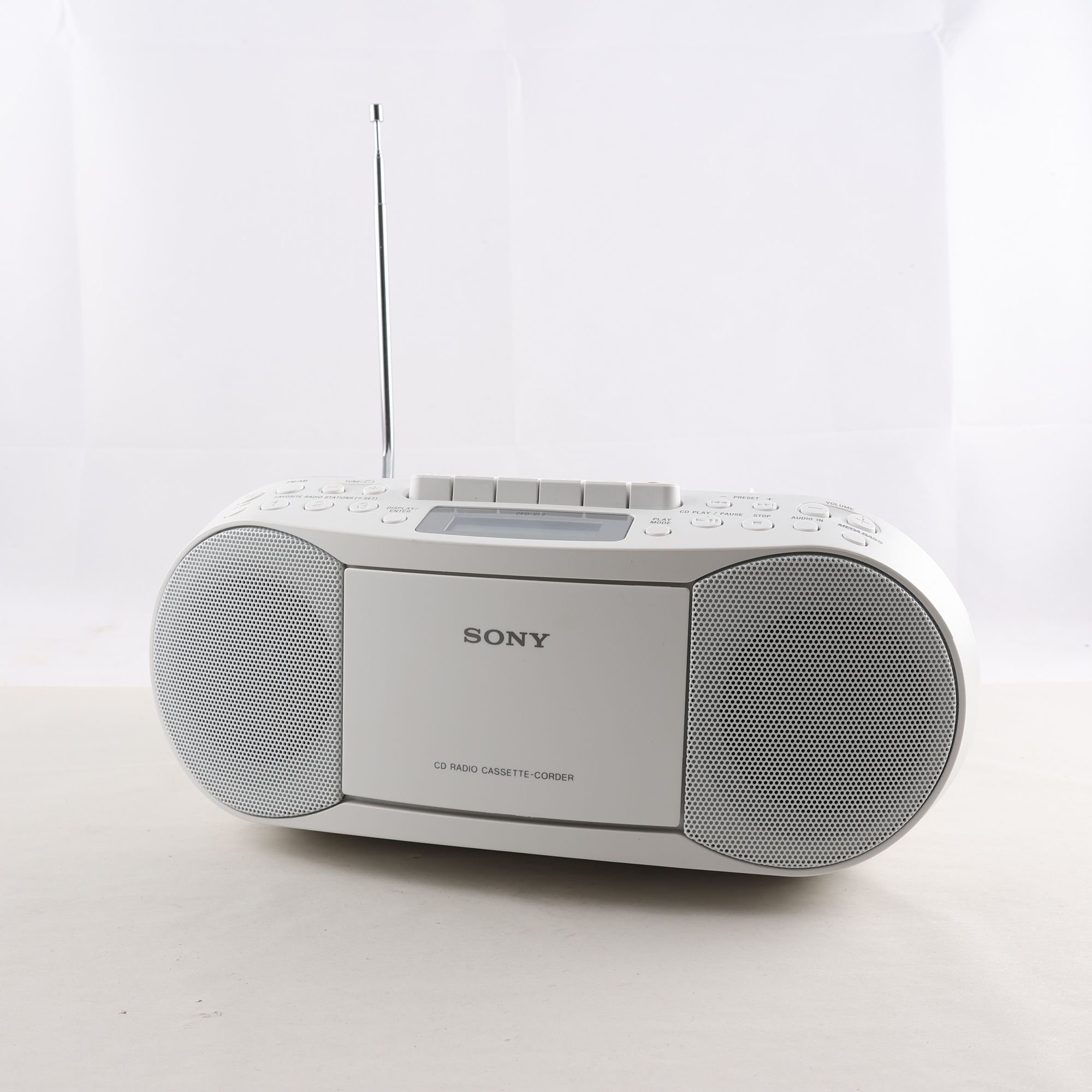 Sony CFD-S70C – CD radio & kasettbandspelare.