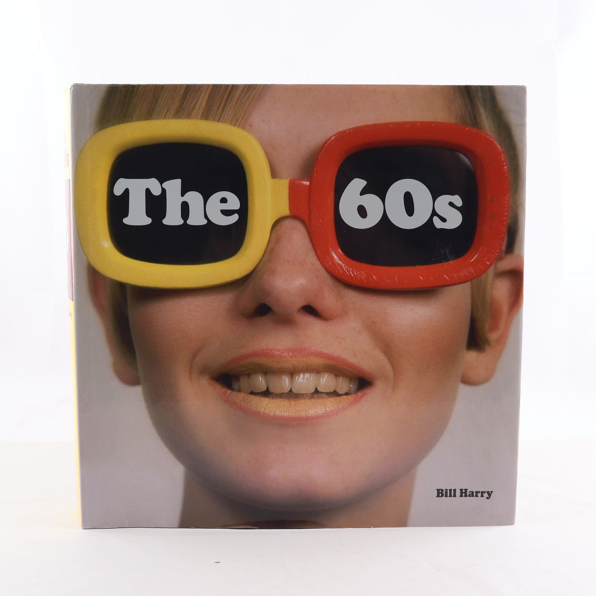 Bok, Coffee table book, ”The Sixties”, Bill Harry, Art & Design. Samfraktas ej.