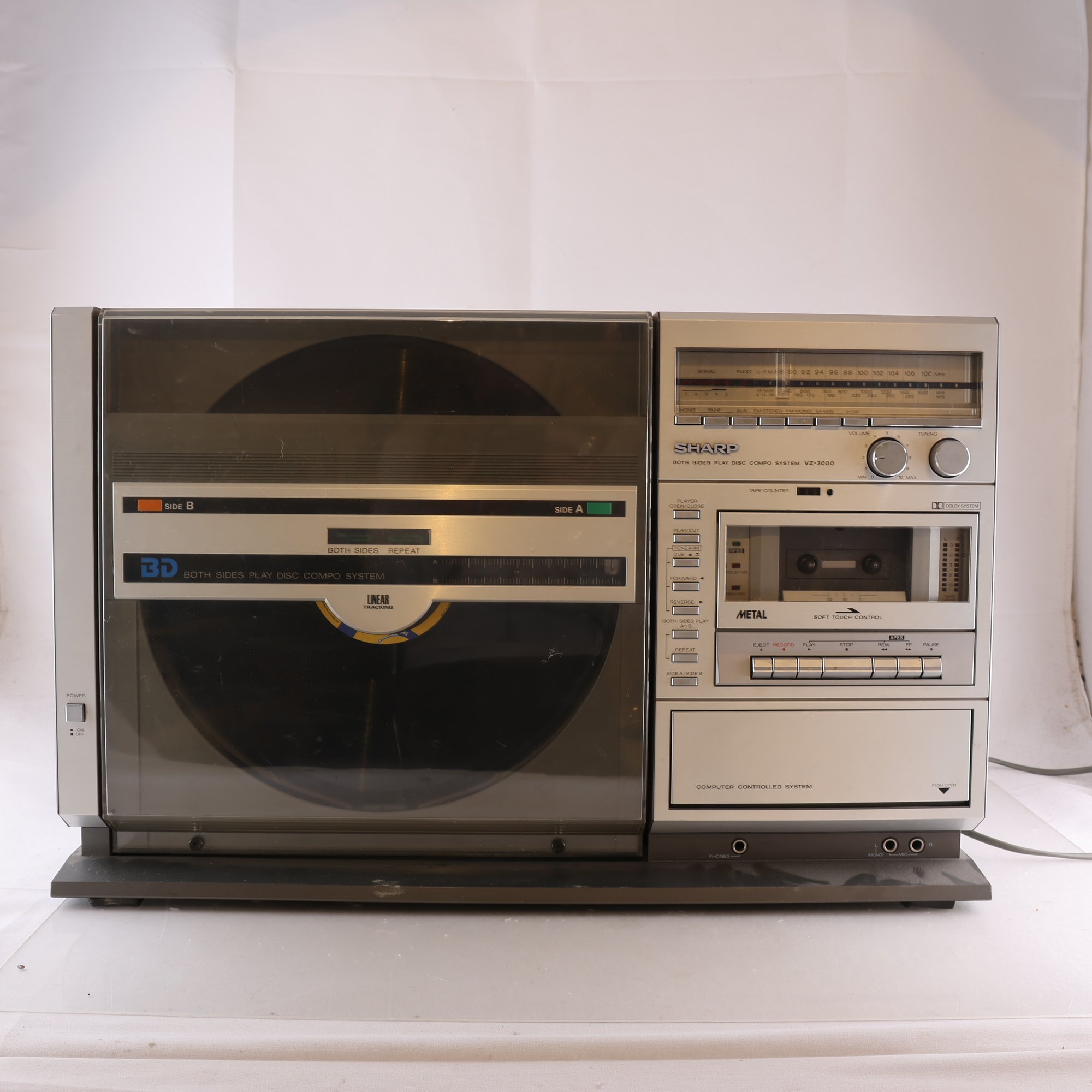 Vinylspelare, Sharp, Vz-3000, Boths sides play disc System. Endast avhämtning.