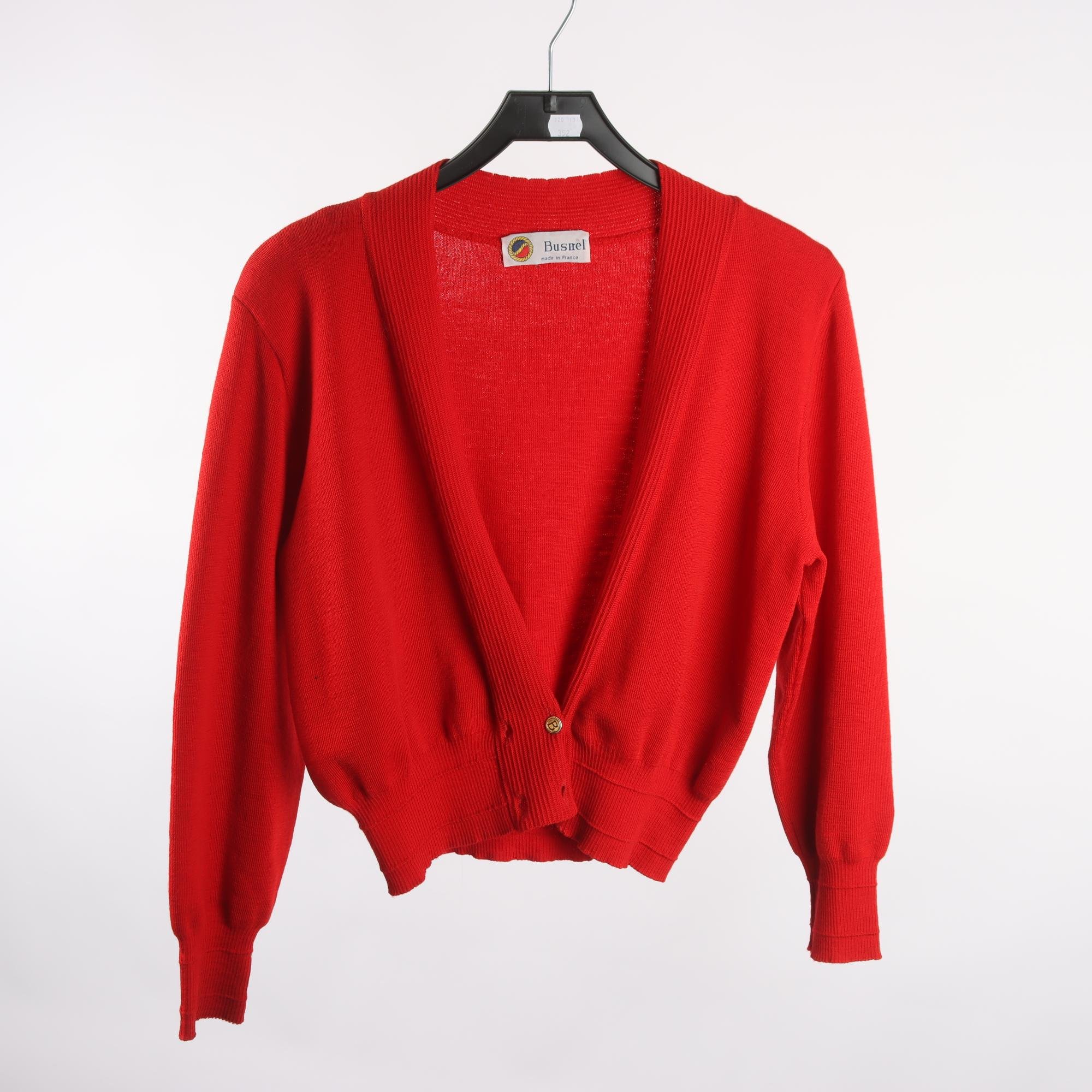 Kofta, Busnel, röd, 100% ull, stl. 42.