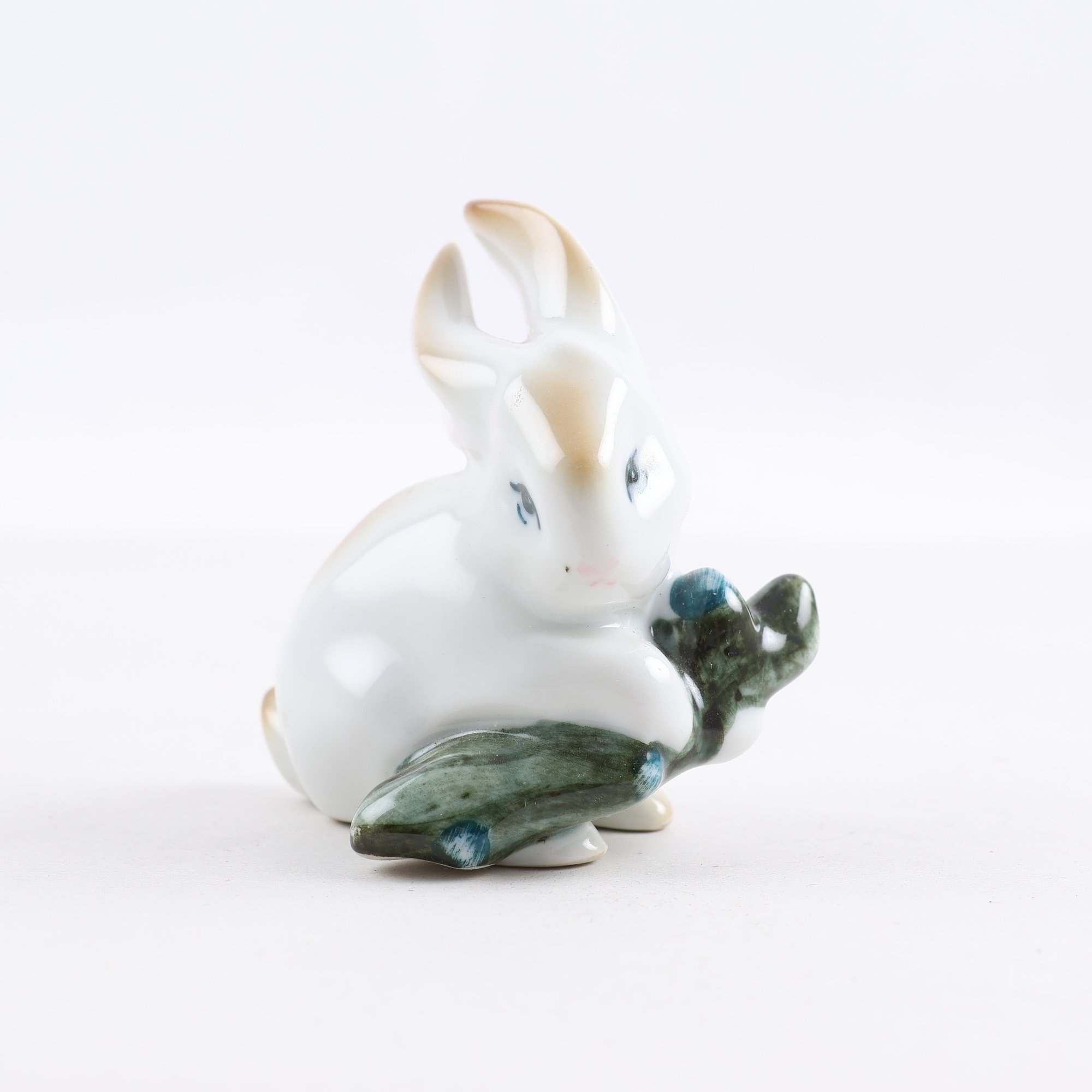 Figurin, porslin, Zsolnay Pecs, Ungern