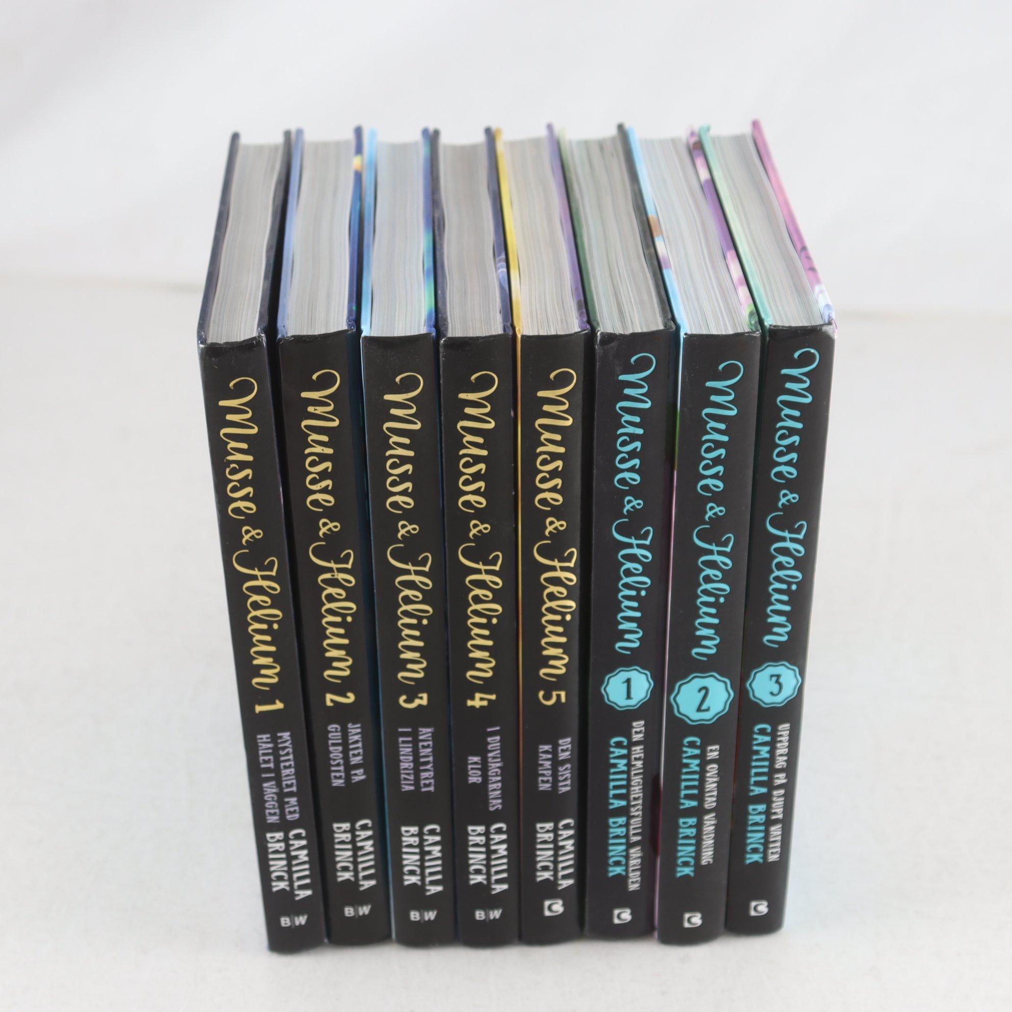 Musse & Helium, Del 1-5 i första och Bok 1-3 i andra serien