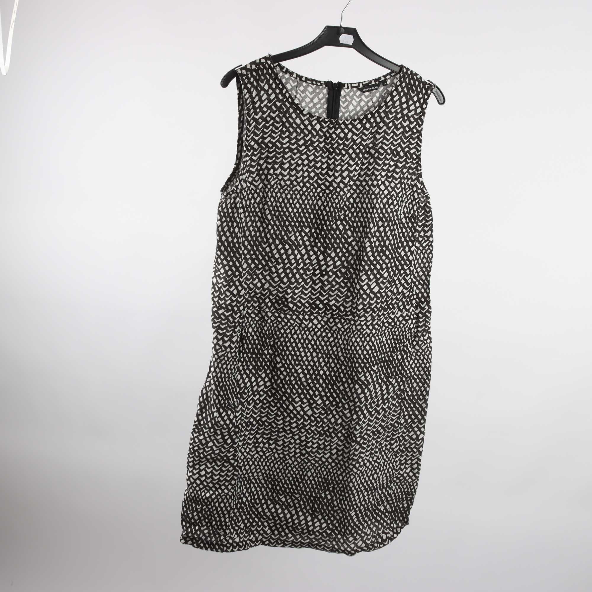 Klänning, Marimekko, vit, svart, stl. 40.