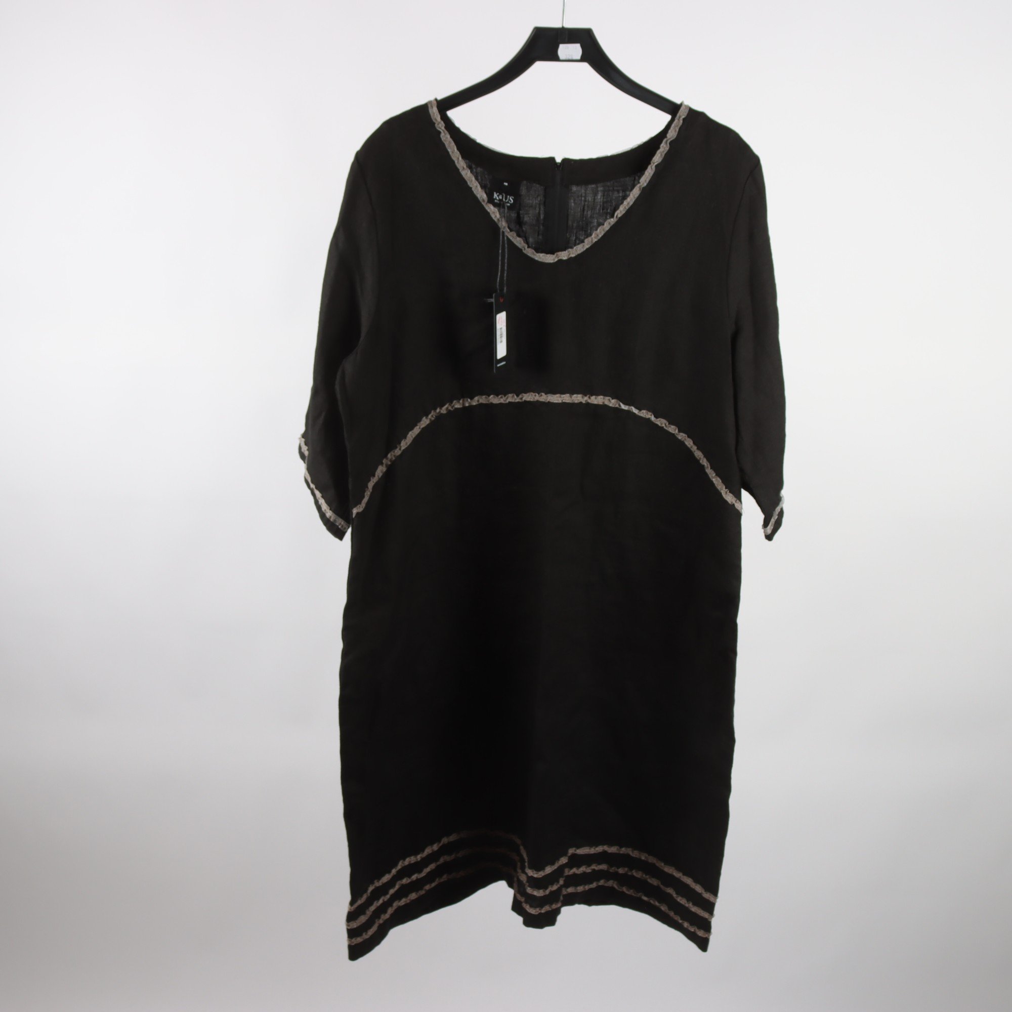 Klänning, K&Us, svart, 100% lin, stl. 46.