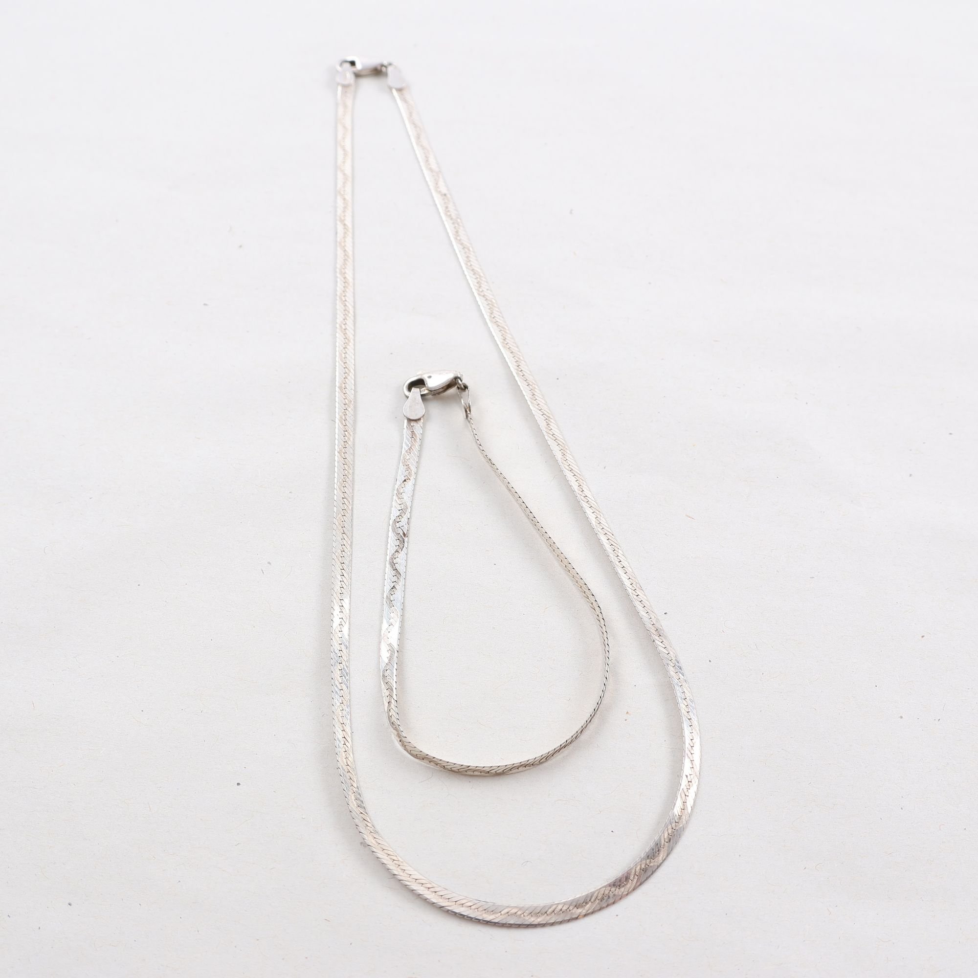 Set, halsband, armband, fiskbenslänk, silver 925, vikt: 9.7g