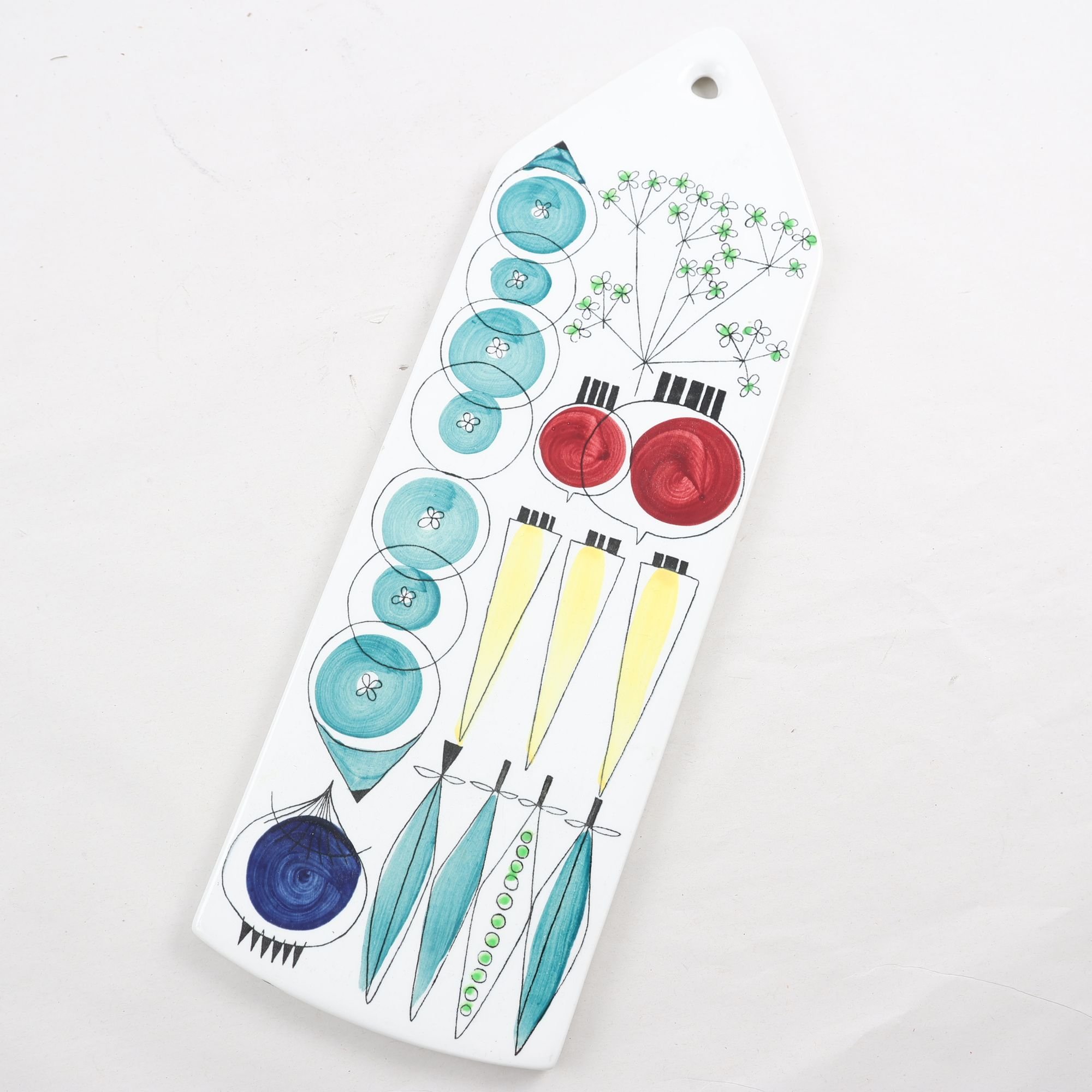 Skärbräda, porslin, ”Picknick”, Marianne Westman, Rörstrand. Samfraktas ej.