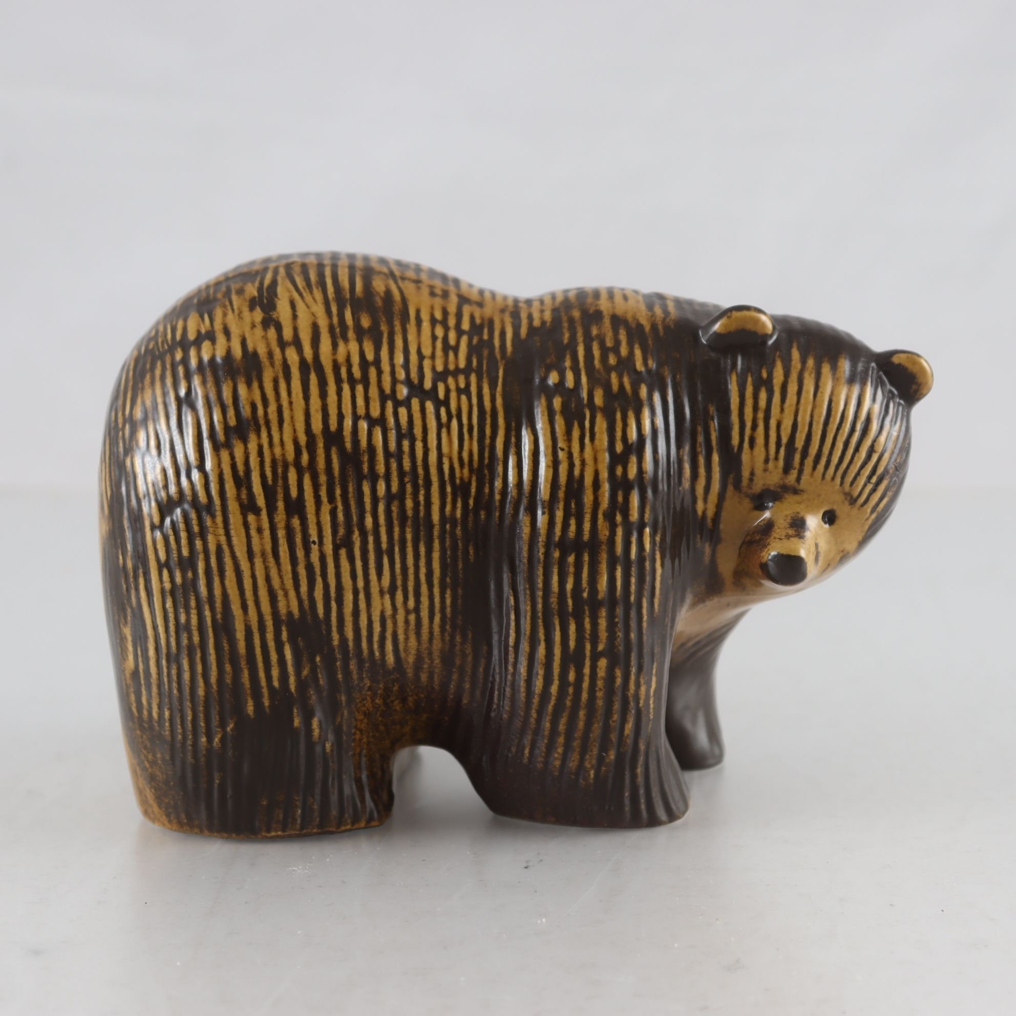 Lisa Larson Figurin, Björn ur serien Skansen