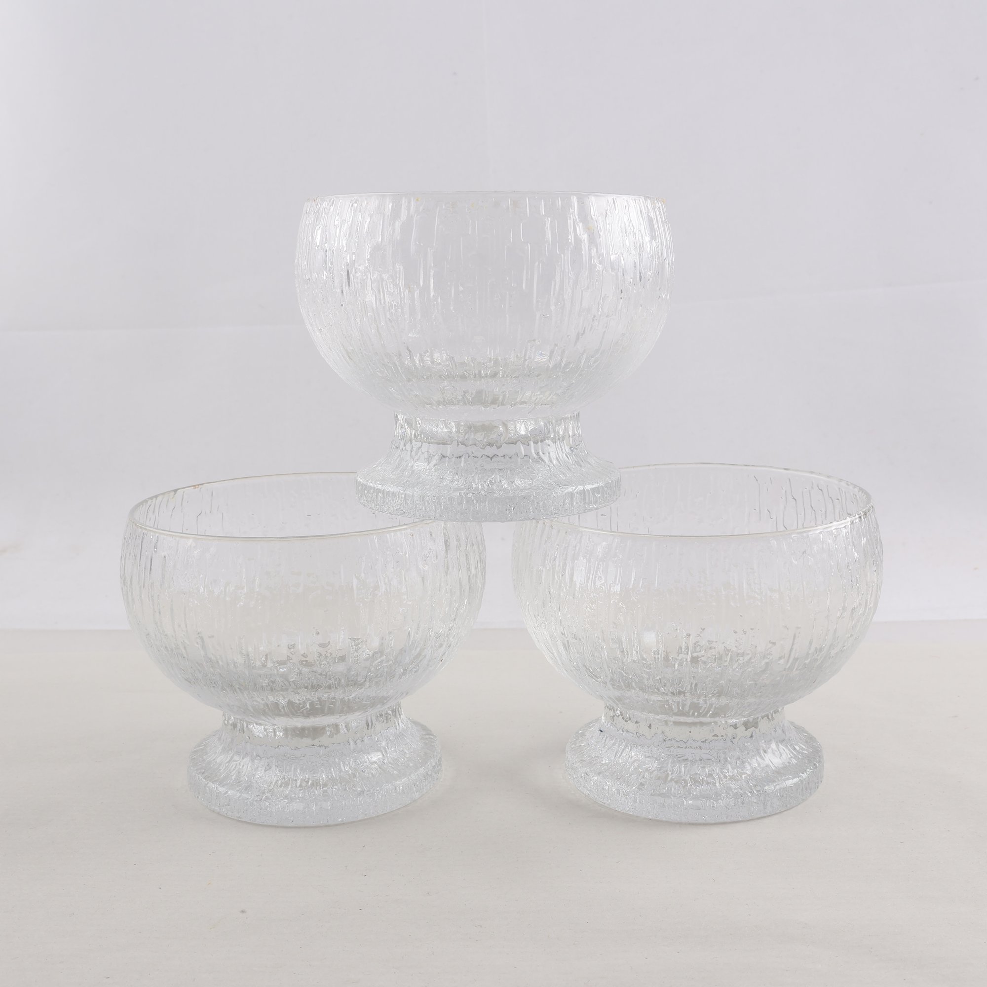 Skålar, Iittala, ”Kekkerit”, Timo Sarpaneva, 3 st. Samfraktas ej.