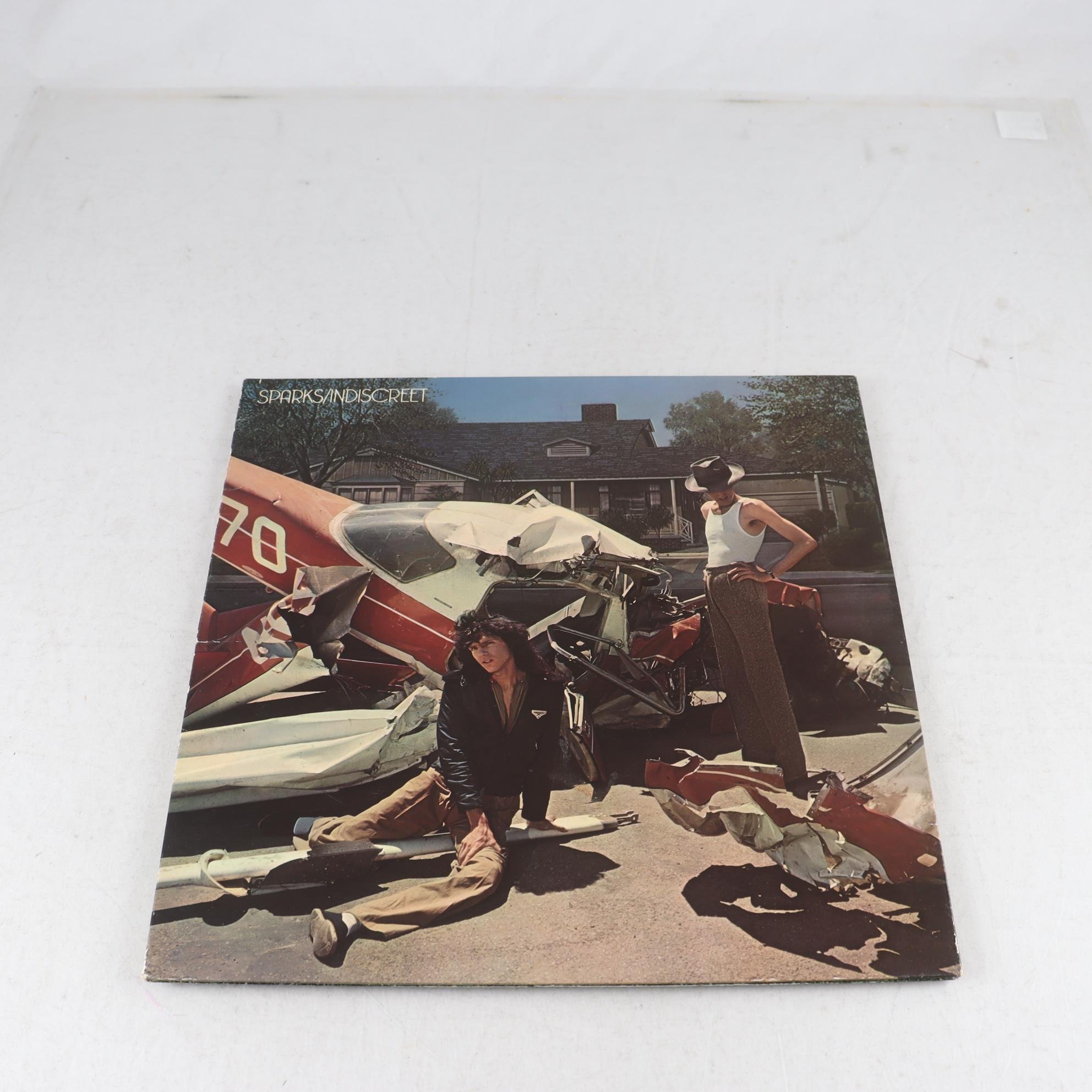 LP Sparks, Indiscreet