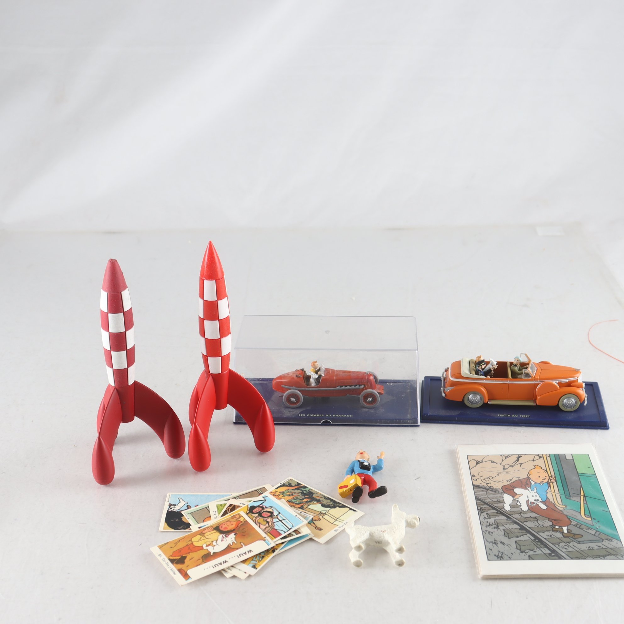 Bilar, Tintin, med figurer etc,blandat.