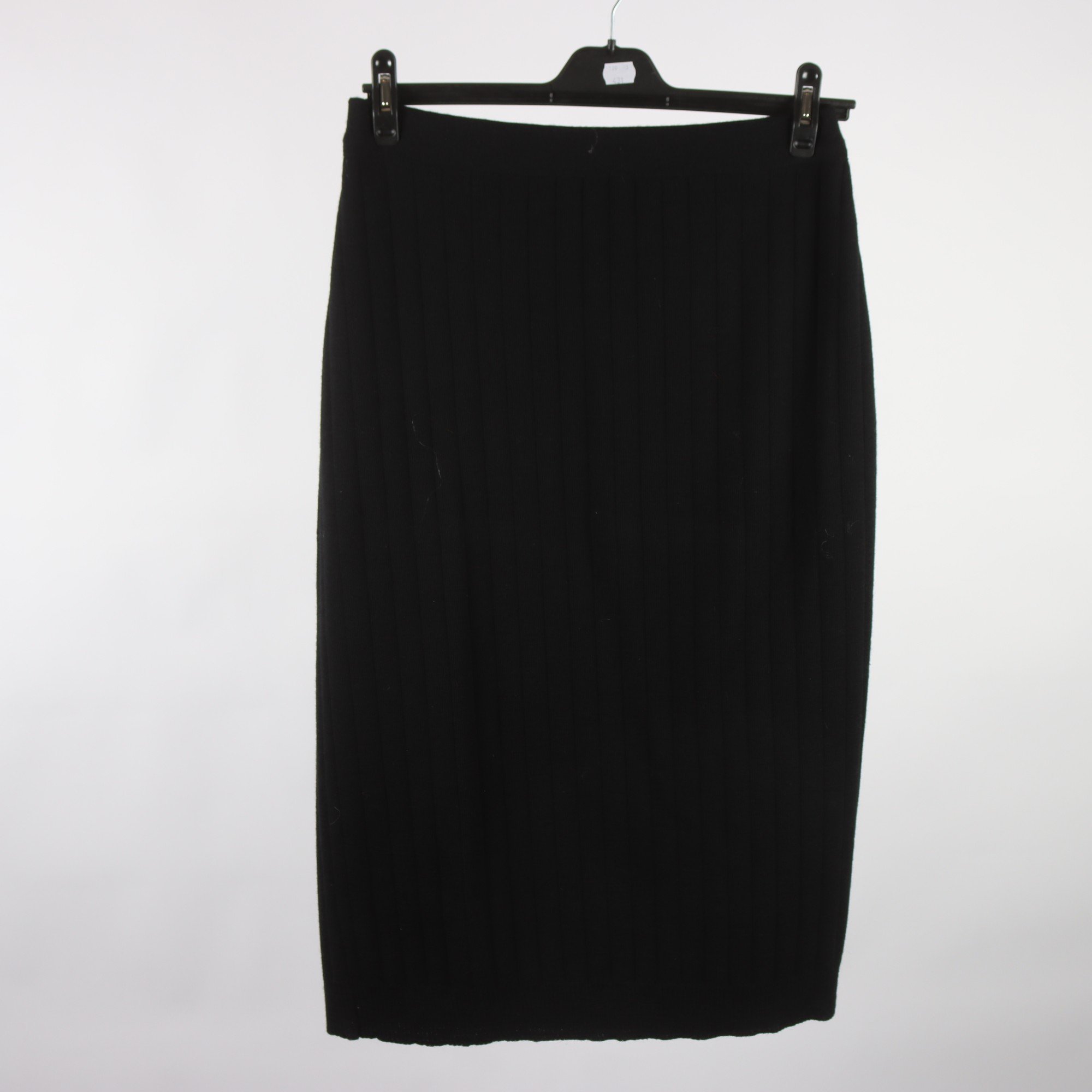 Kjol, Busnel, svart, stickad, 100% ull, stl. 44.