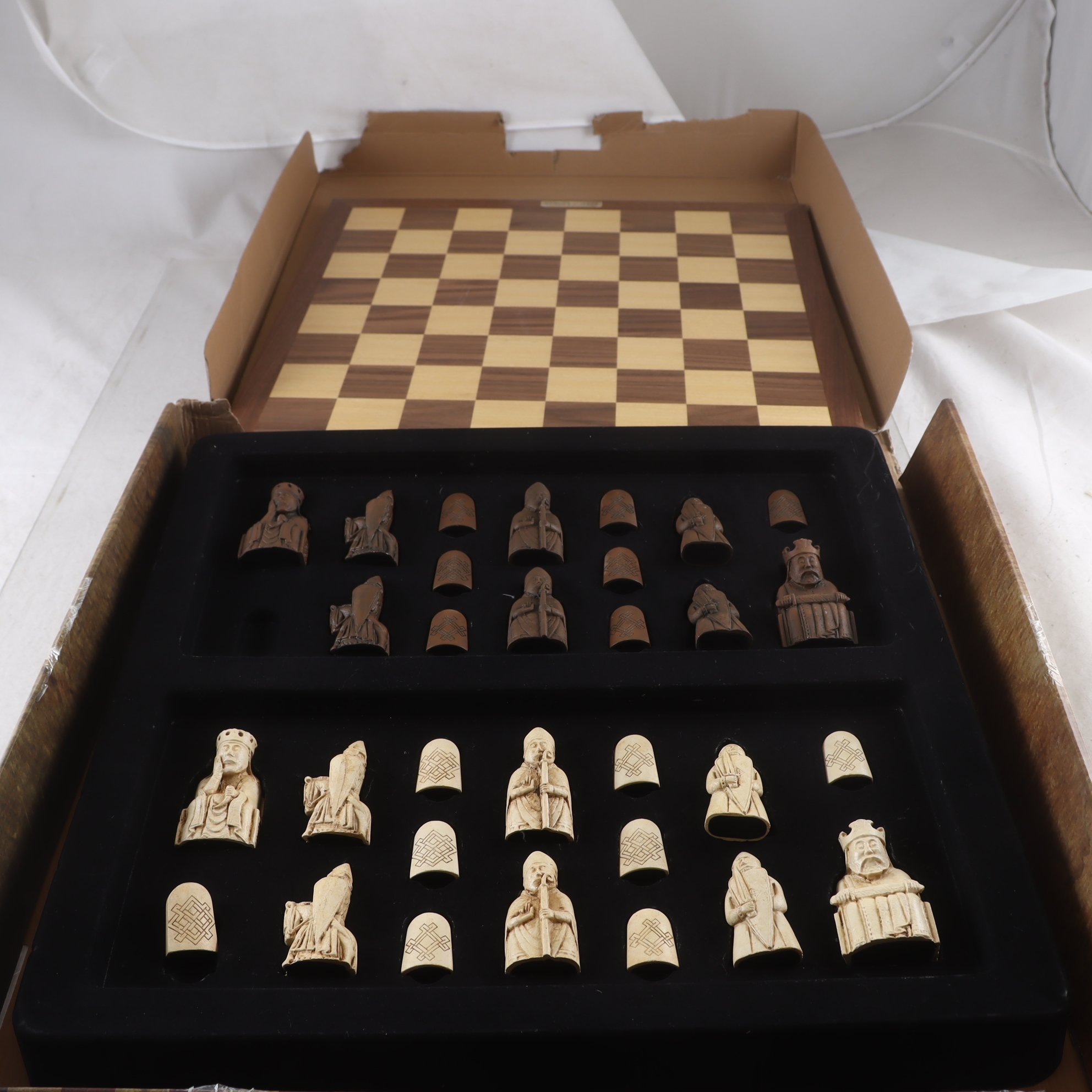 Spel, Schack. Endast avhämtning.