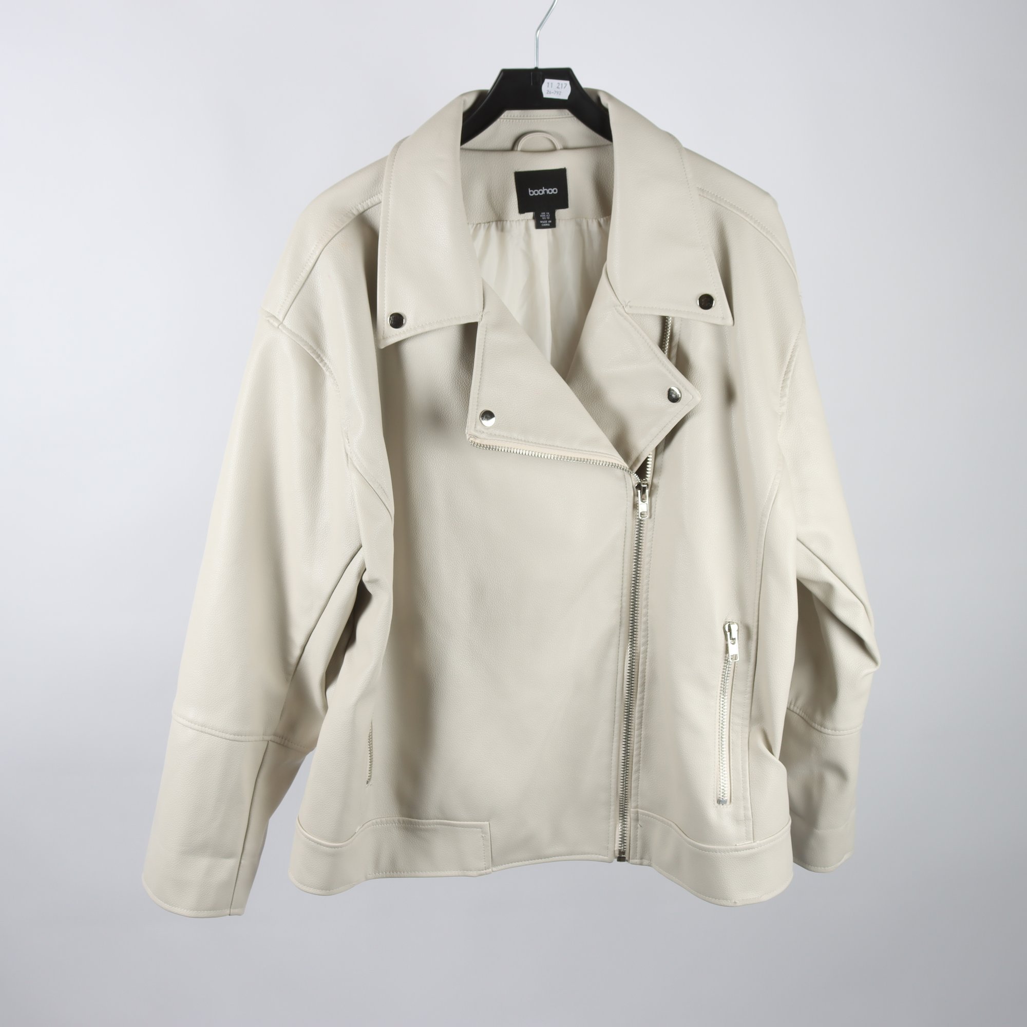 Jacka i skinnimitation, Boohoo, stl. 42