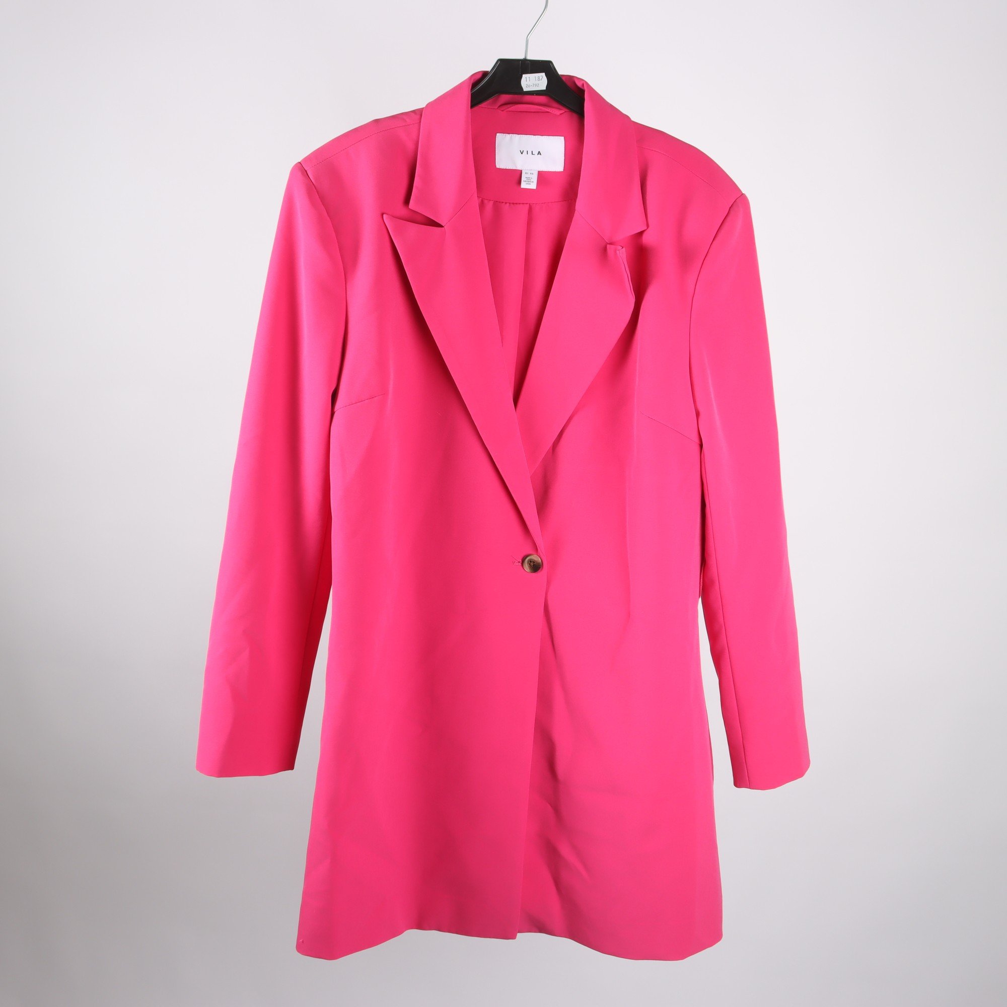 Kavaj, Vila, stl. 44