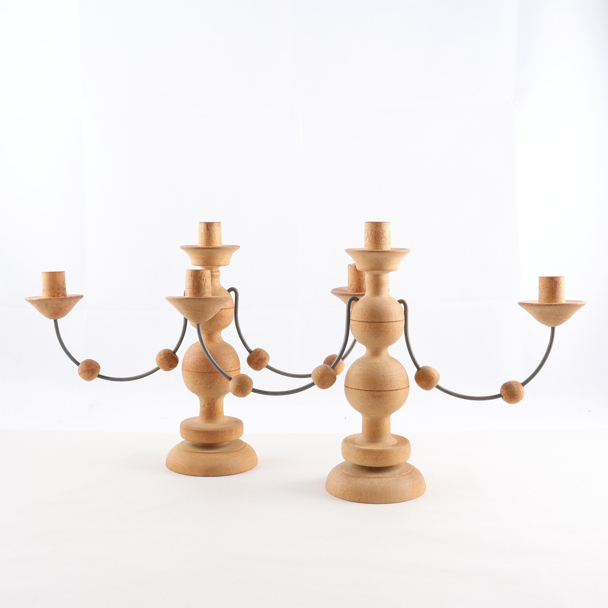 Paret ljusstakar, Kandelaber trä & metall. Samfraktas ej.