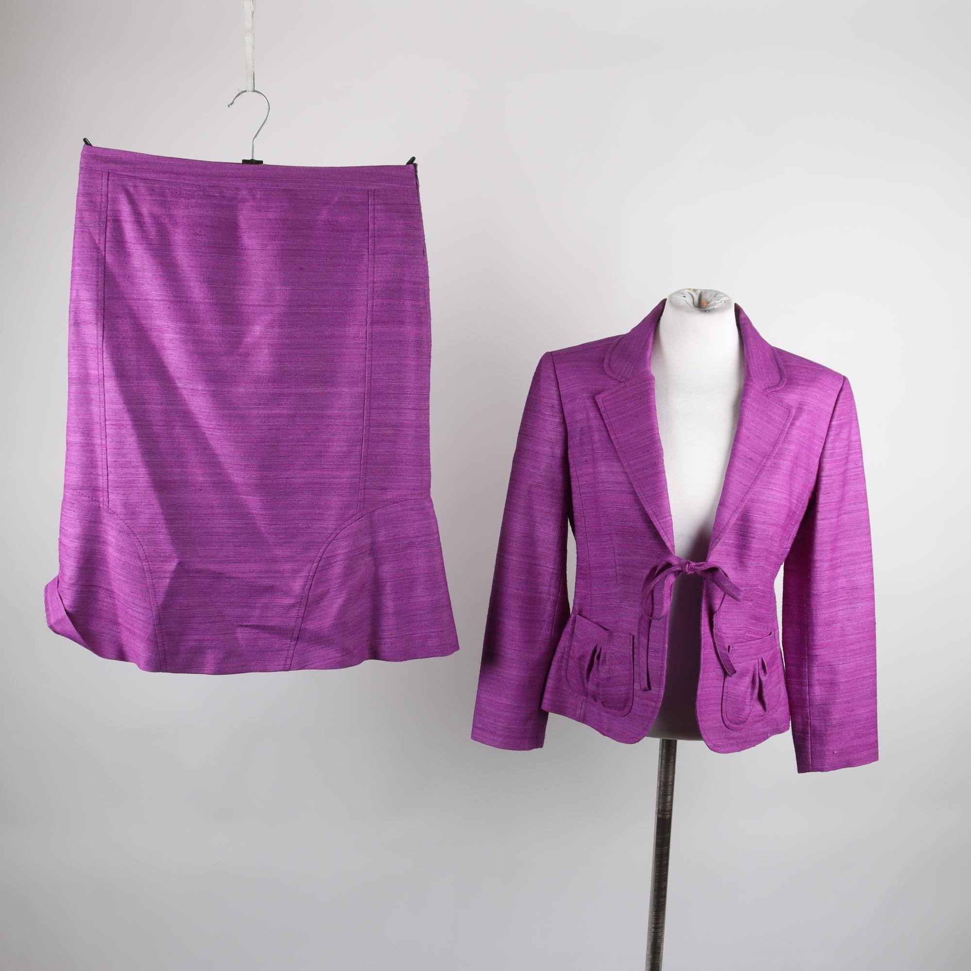 Dräkt, kavaj, kjol, Oui Moments, lila, 100% silke, stl. 36.