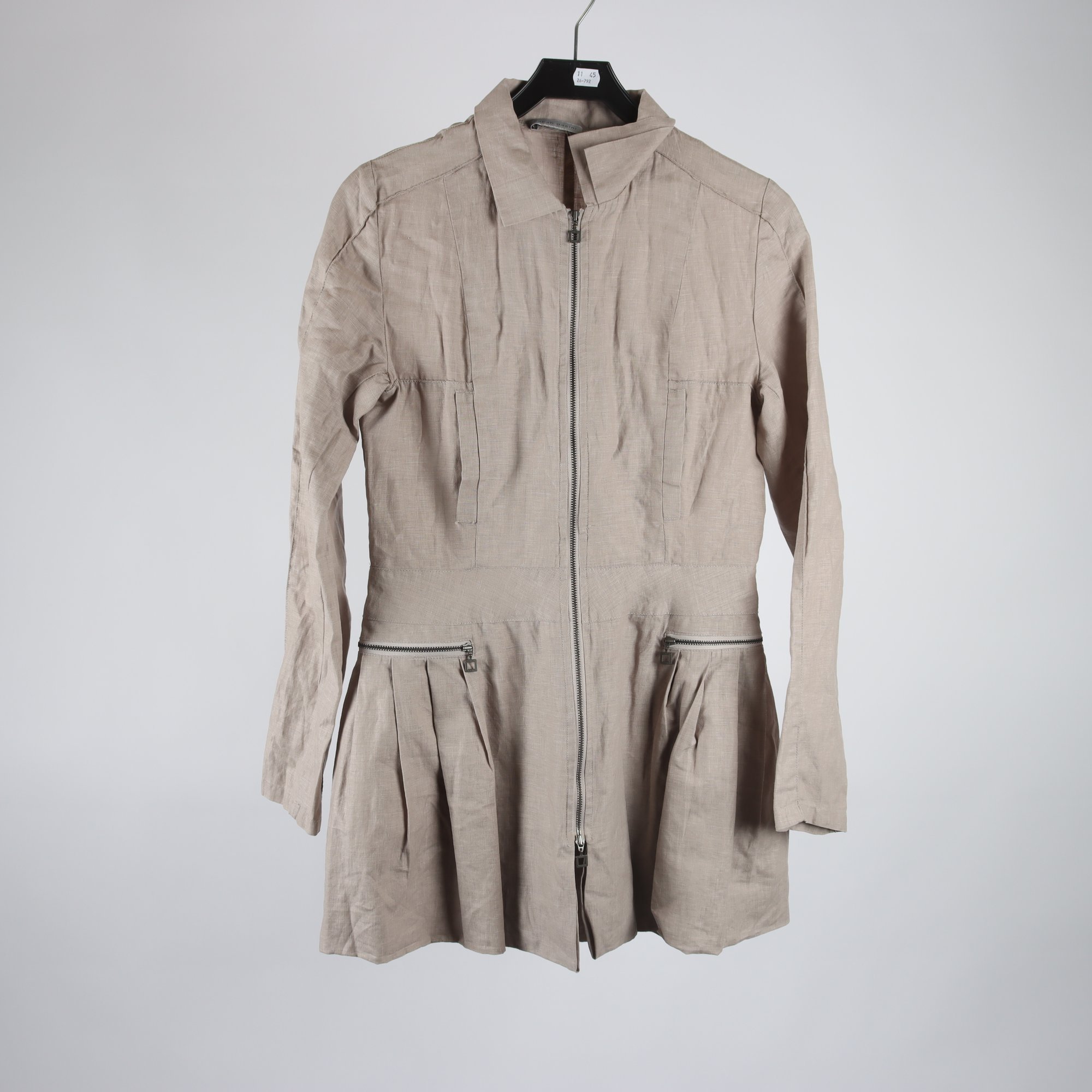 Jacka, Sarah Pacini, stl. 38