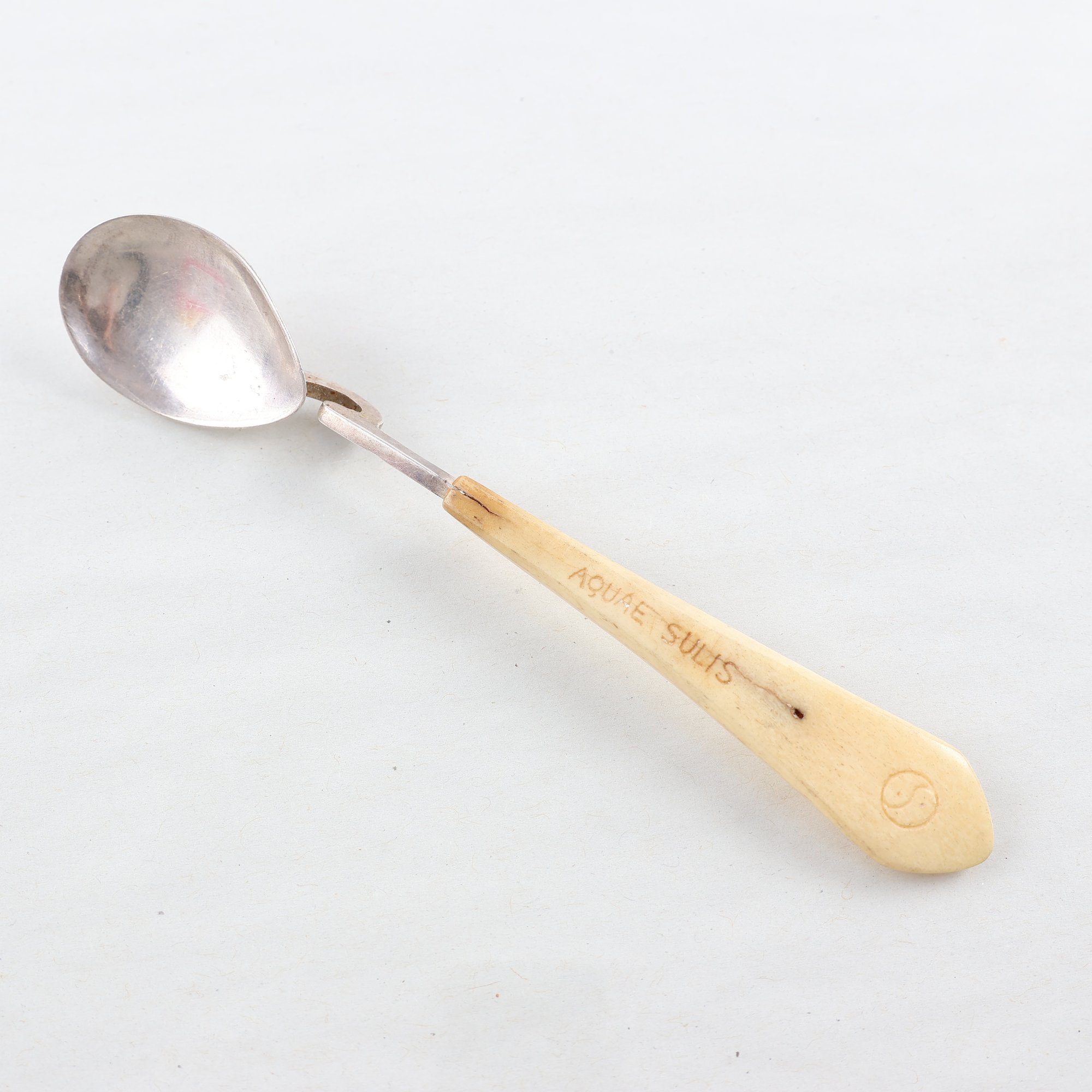 Marmeladsked, skaft i ben, blad i silver, FH, York ros, England, 1843