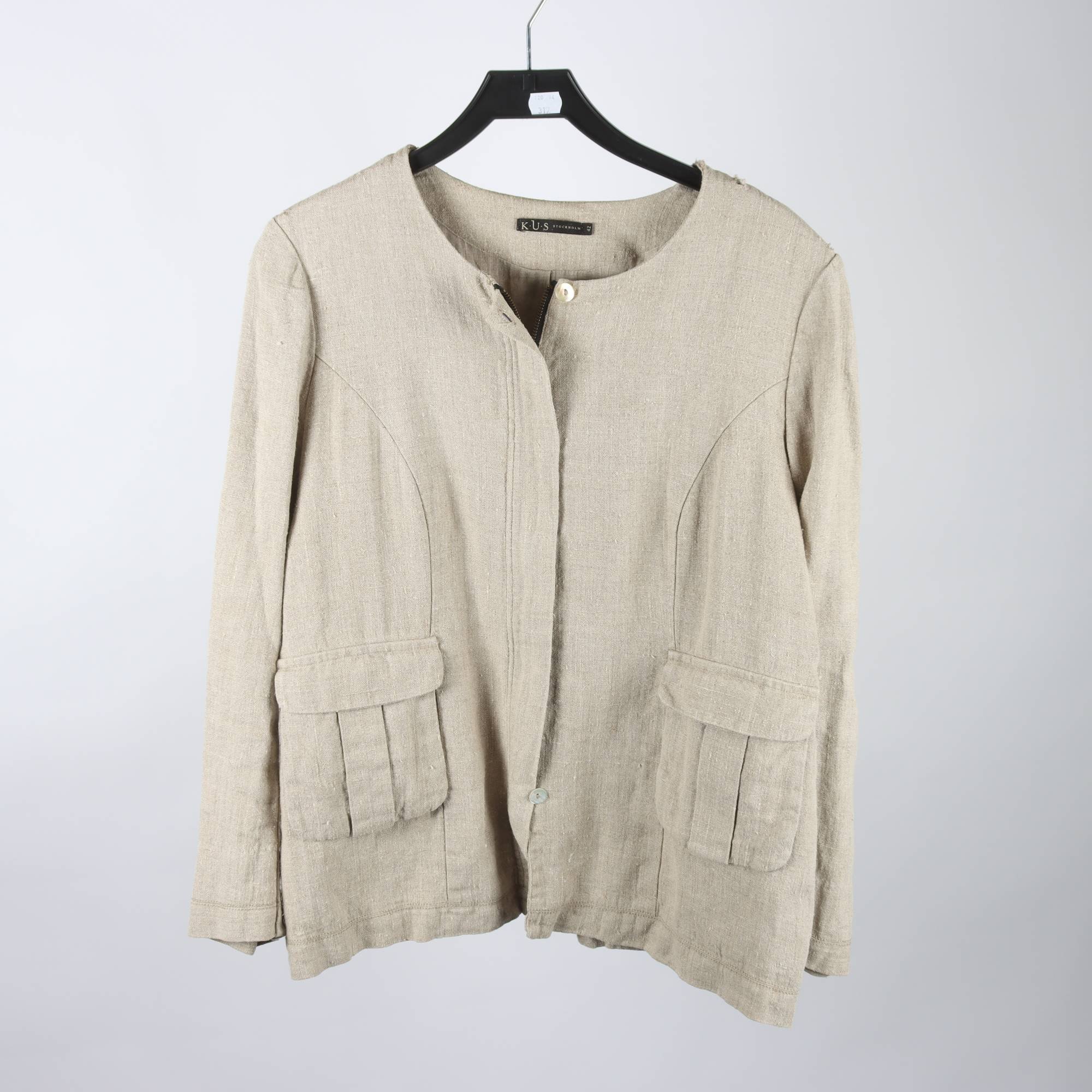 Jacka, K.U.S, beige, 100% lin, stl. 42.