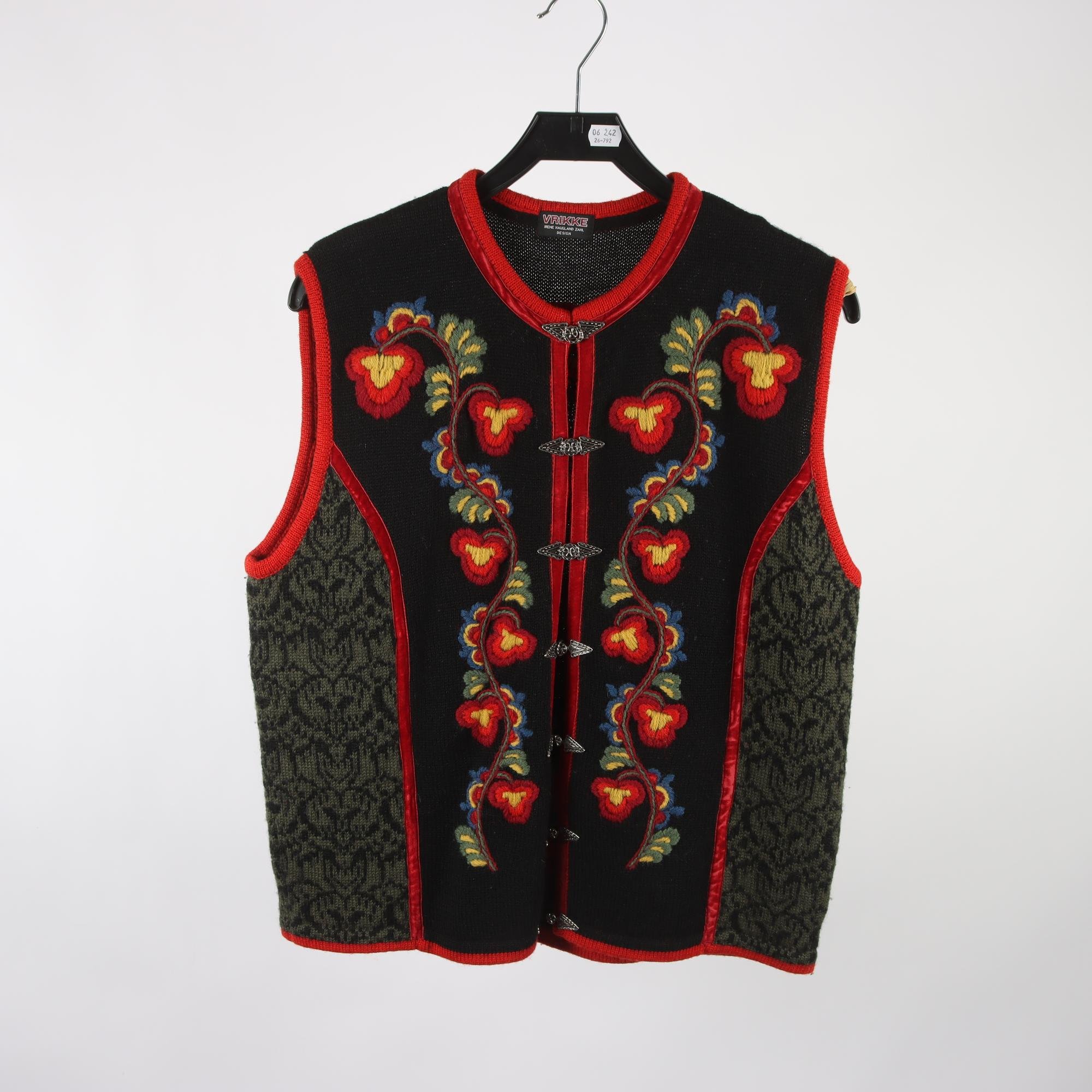 Stickad väst, Vrikke, 100% ull, stl. S