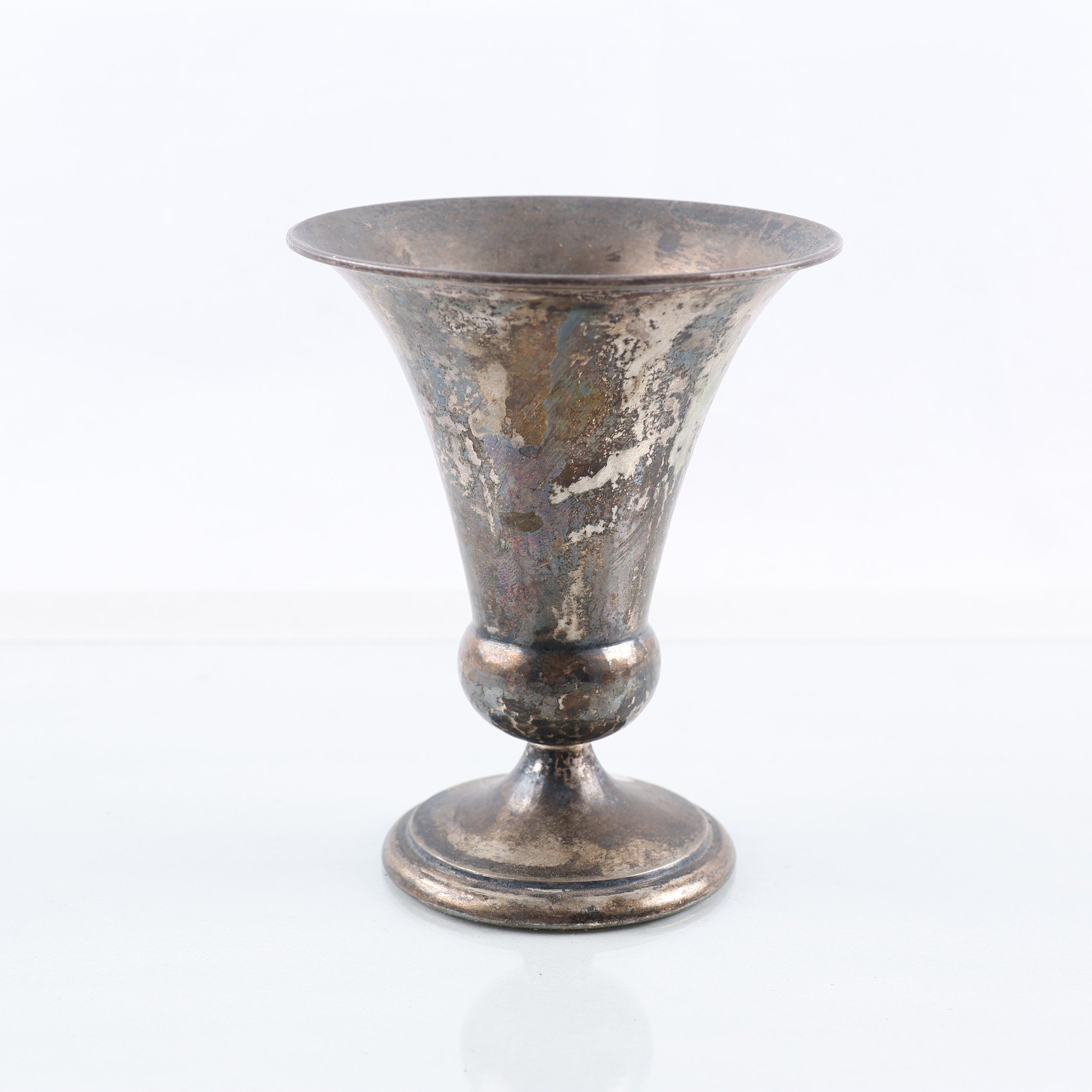 Vas, silver, BHE, Edlunds silvervarufabrik, Stockholm, 1927