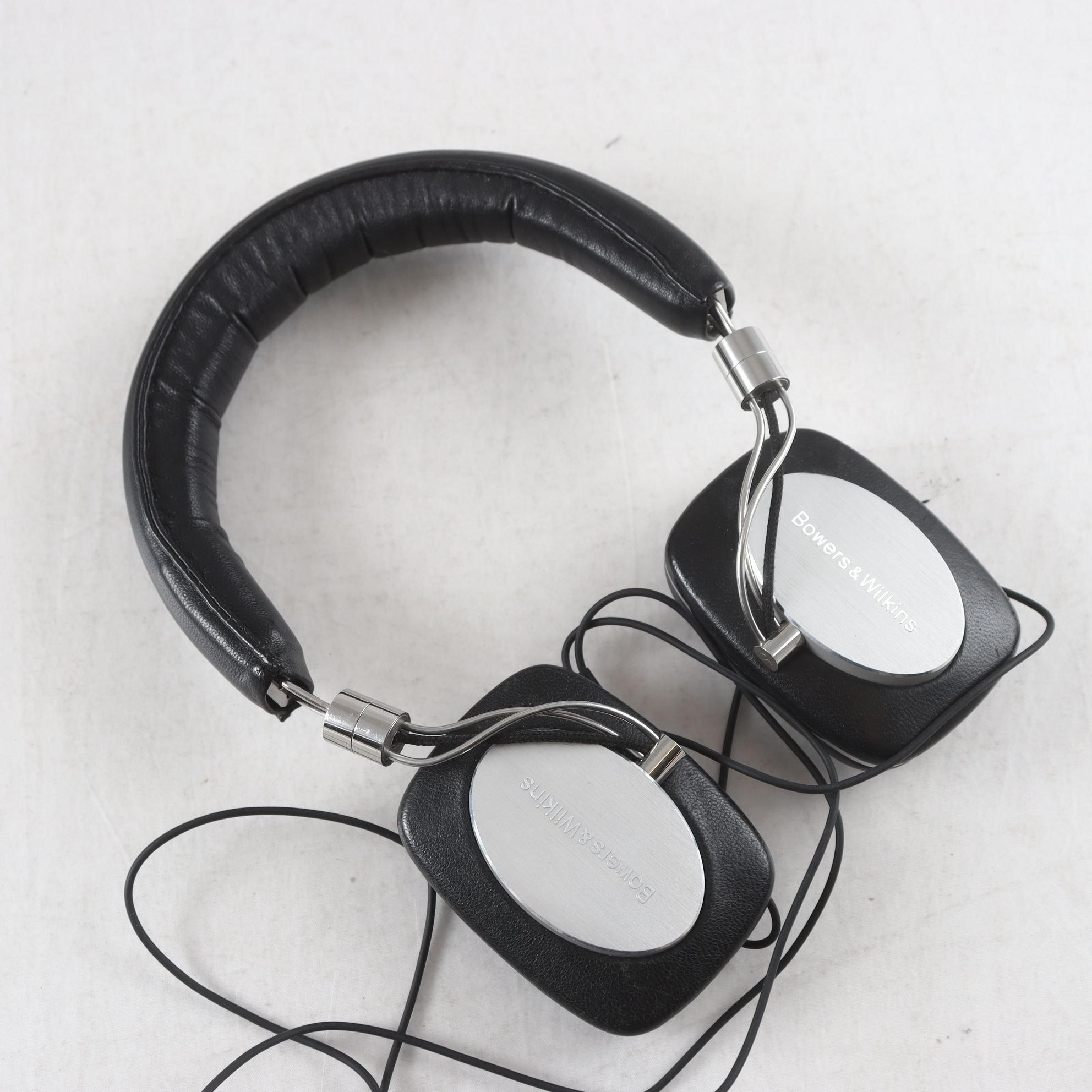 Hörlurar, Bowers & Wilkins