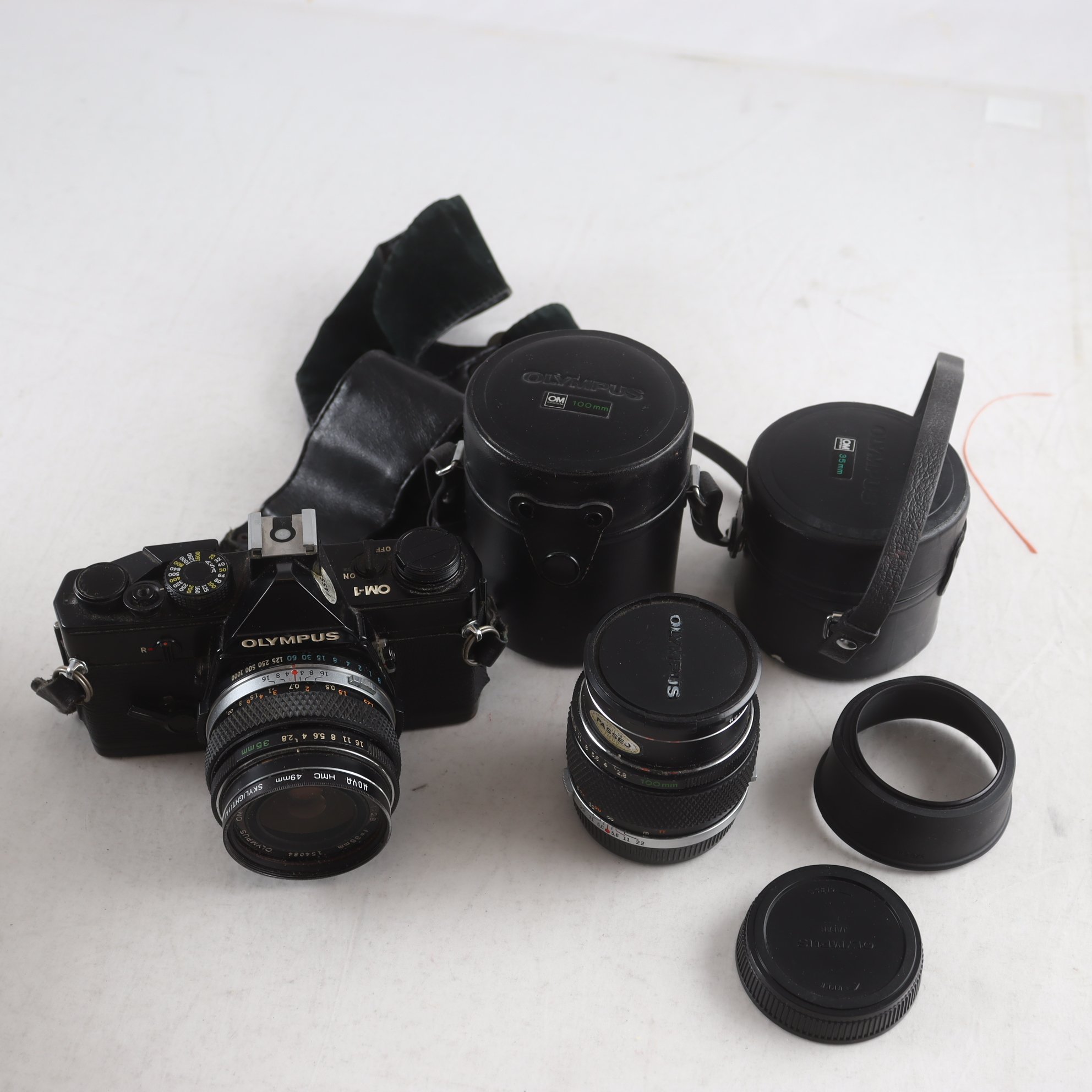 Kamera, olympus om1 + objektiv