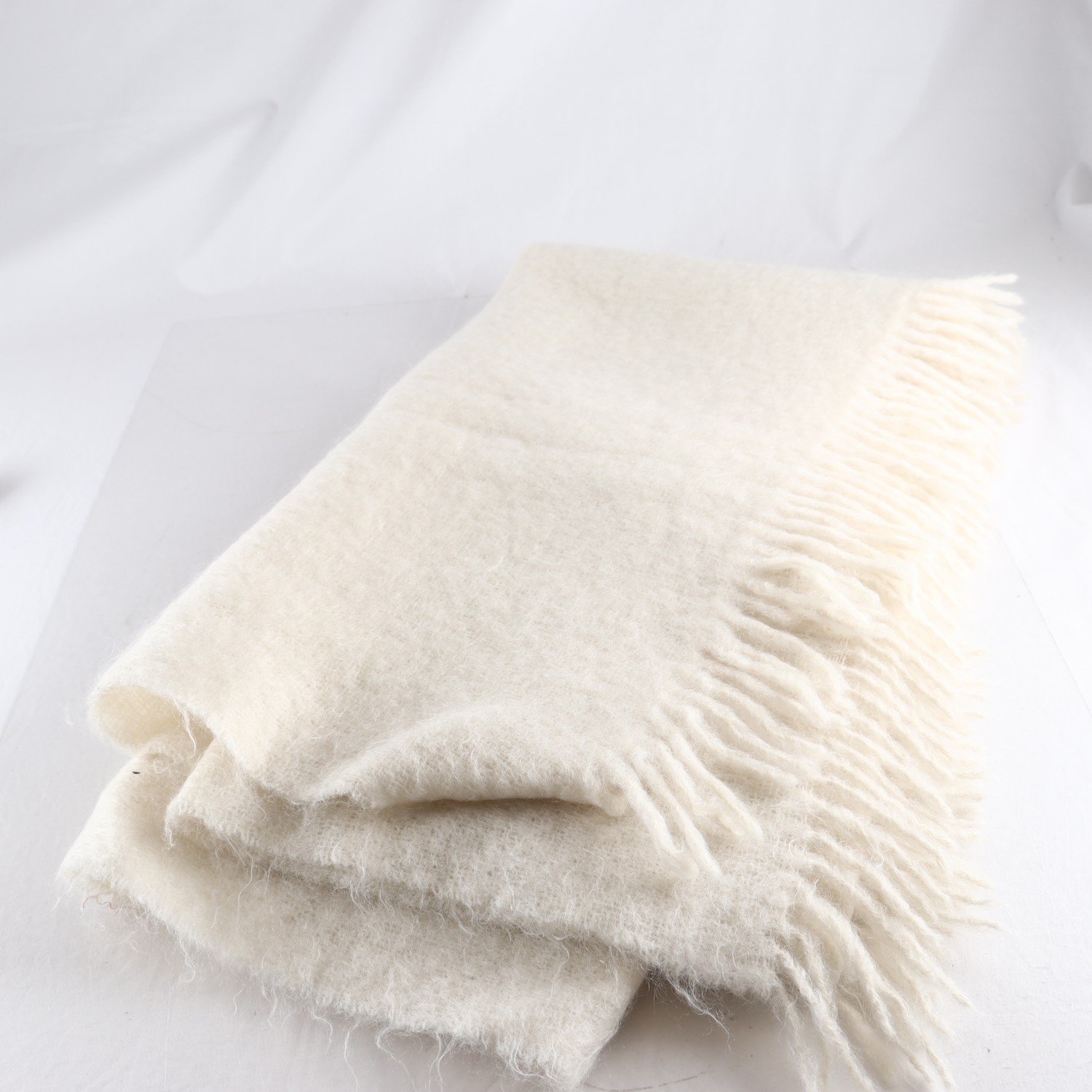 Filt, Foxford, vit, ull, mohair.