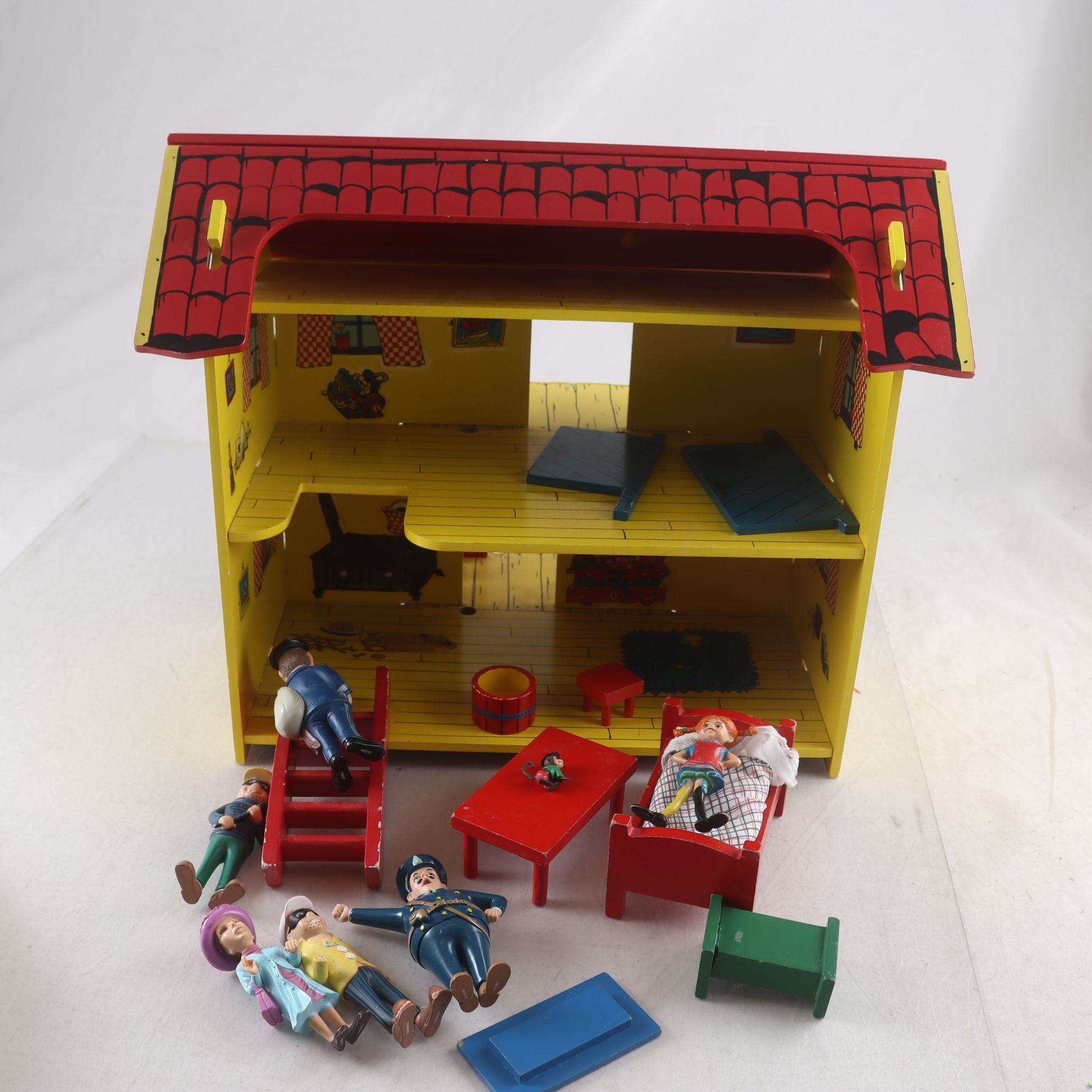 Pippis hus med möbler & figurer, Micki. Endast avhämtning.