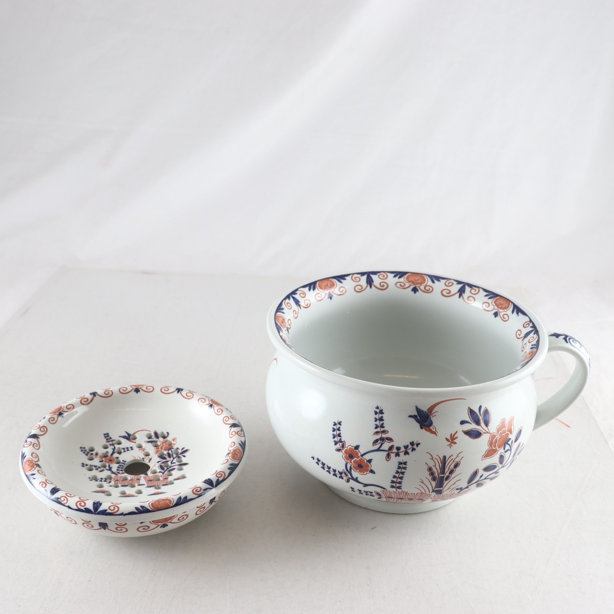 Potta och tvättskål, Van hoorne, Wedgwood. Samfraktas ej.