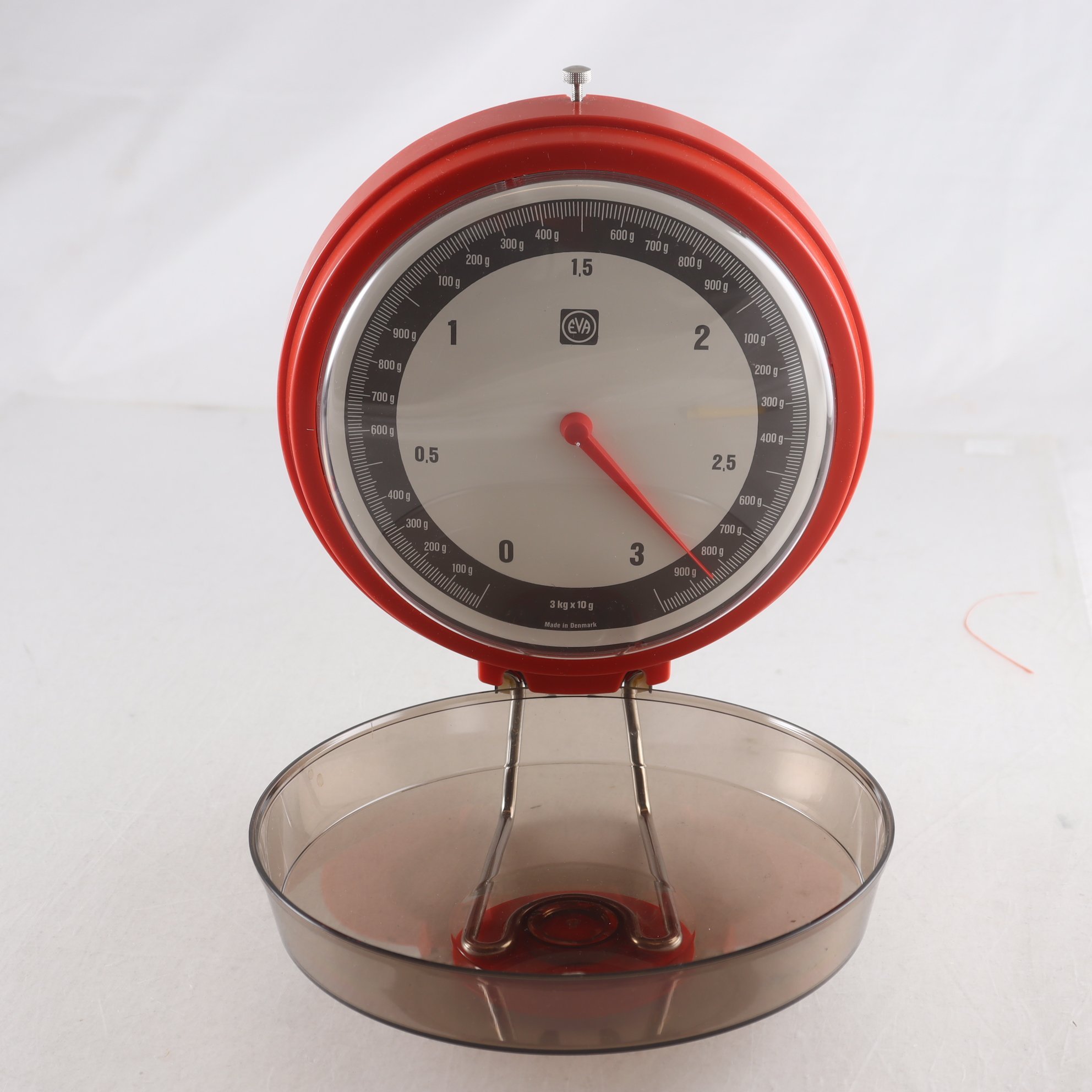 Vägghängd våg, Eva Danmark, 1900-tal