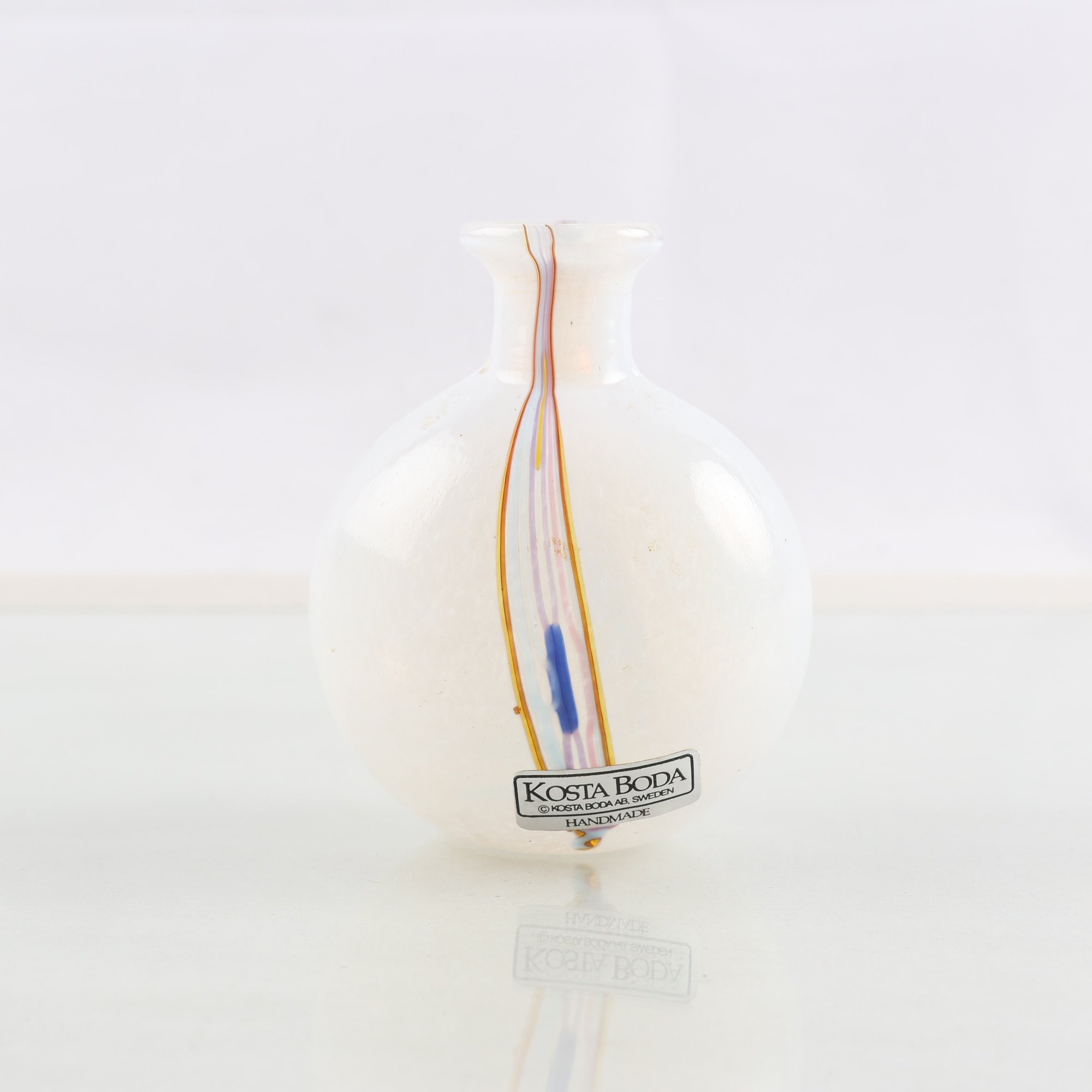 Vas, konstglas, miniatyr, ”Rainbow”, Bertil Vallien, Kosta Boda