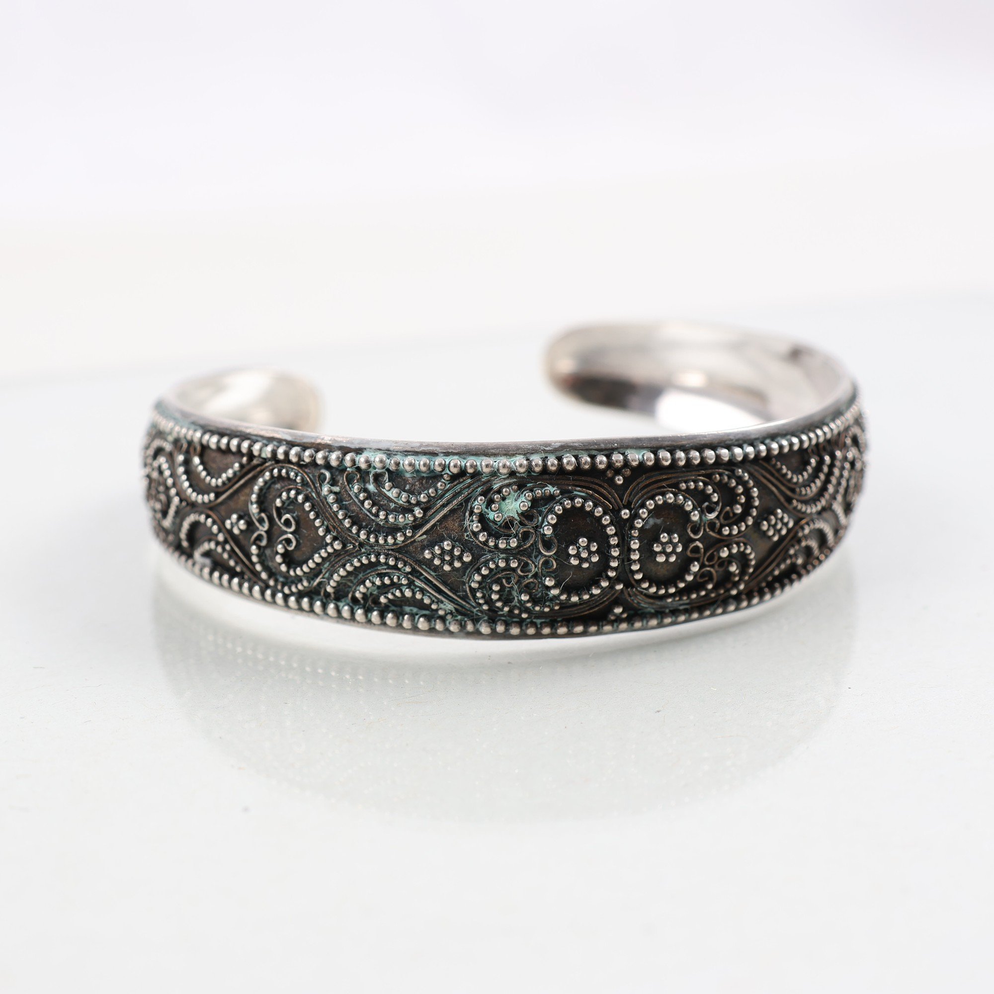 Armring, silver, öppen, vikt: 13g