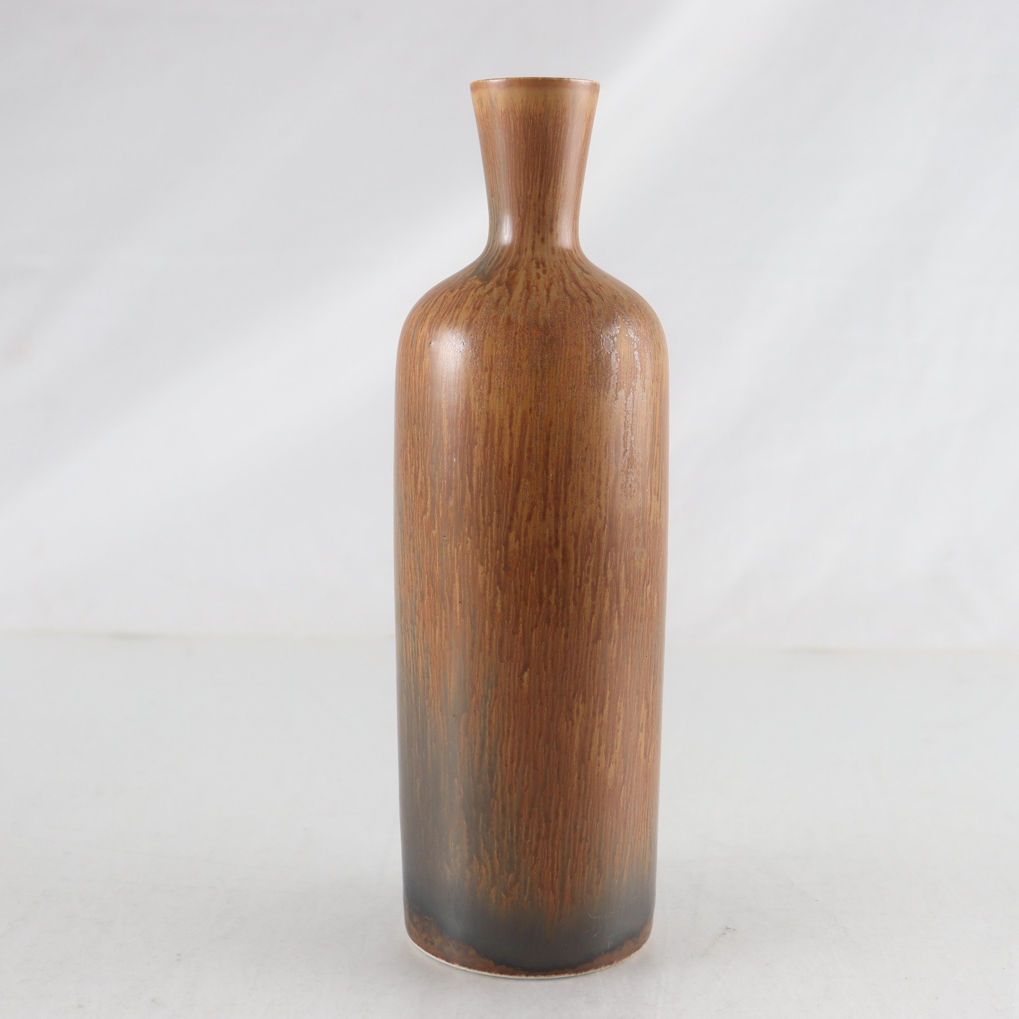 Vas, Rörstrand Studio, Carl-Harry Stålhane, harpälsglasyr, stengods.