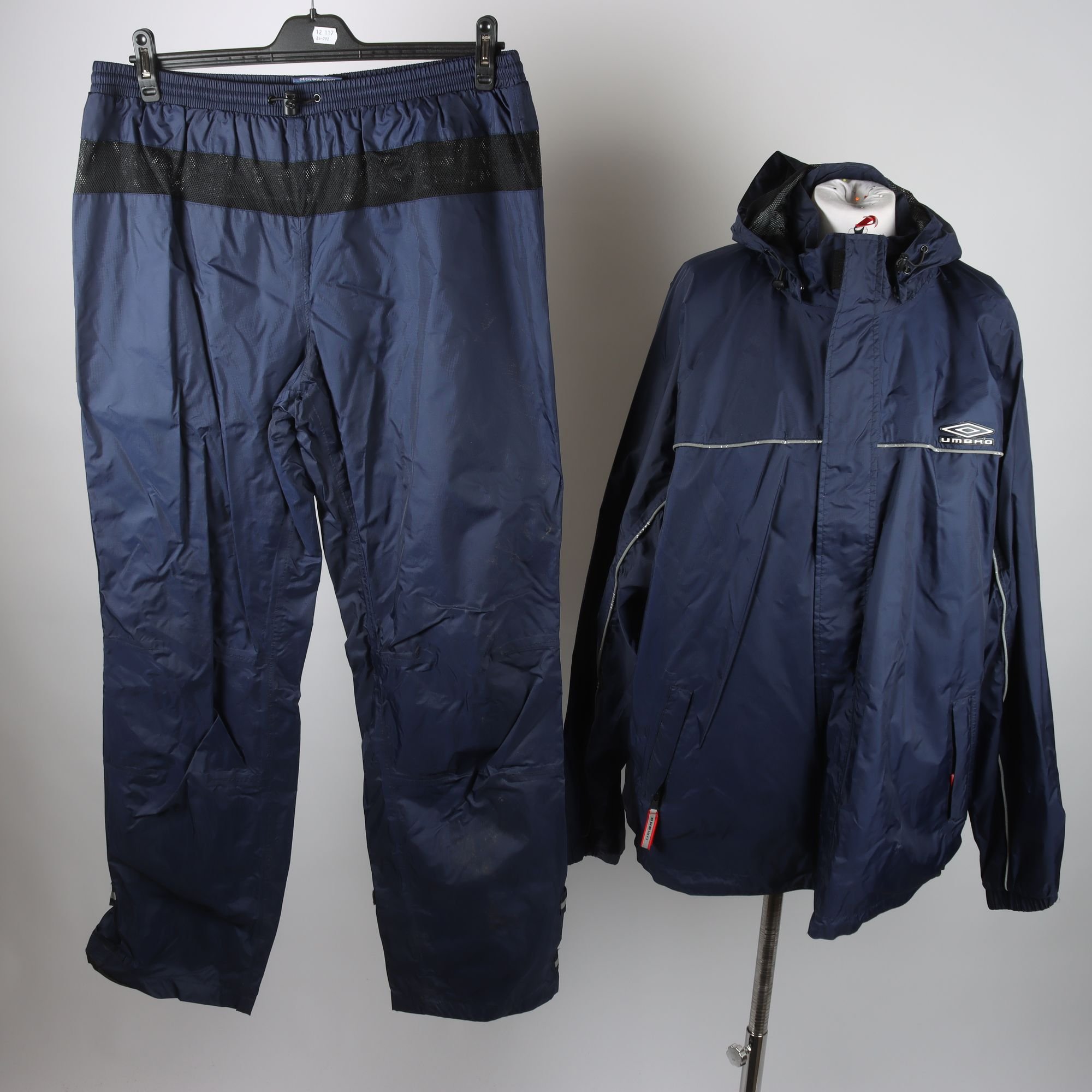 Jacka & byxor, Umbro, stl. XXL