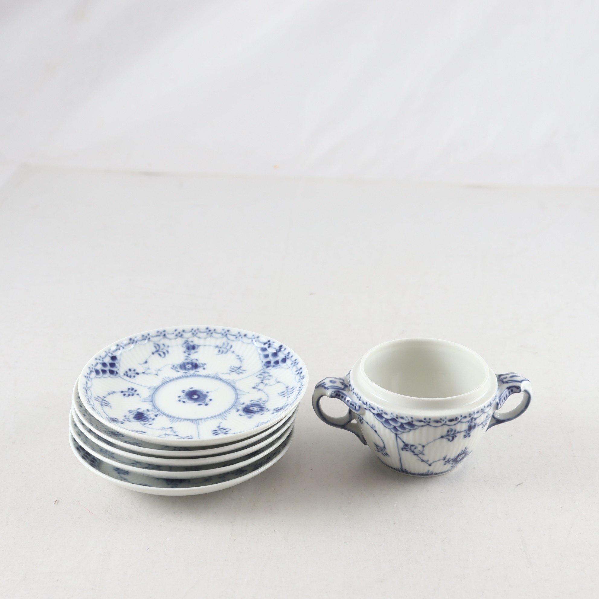 Servisdelar Royal copenhagen, musselmalet