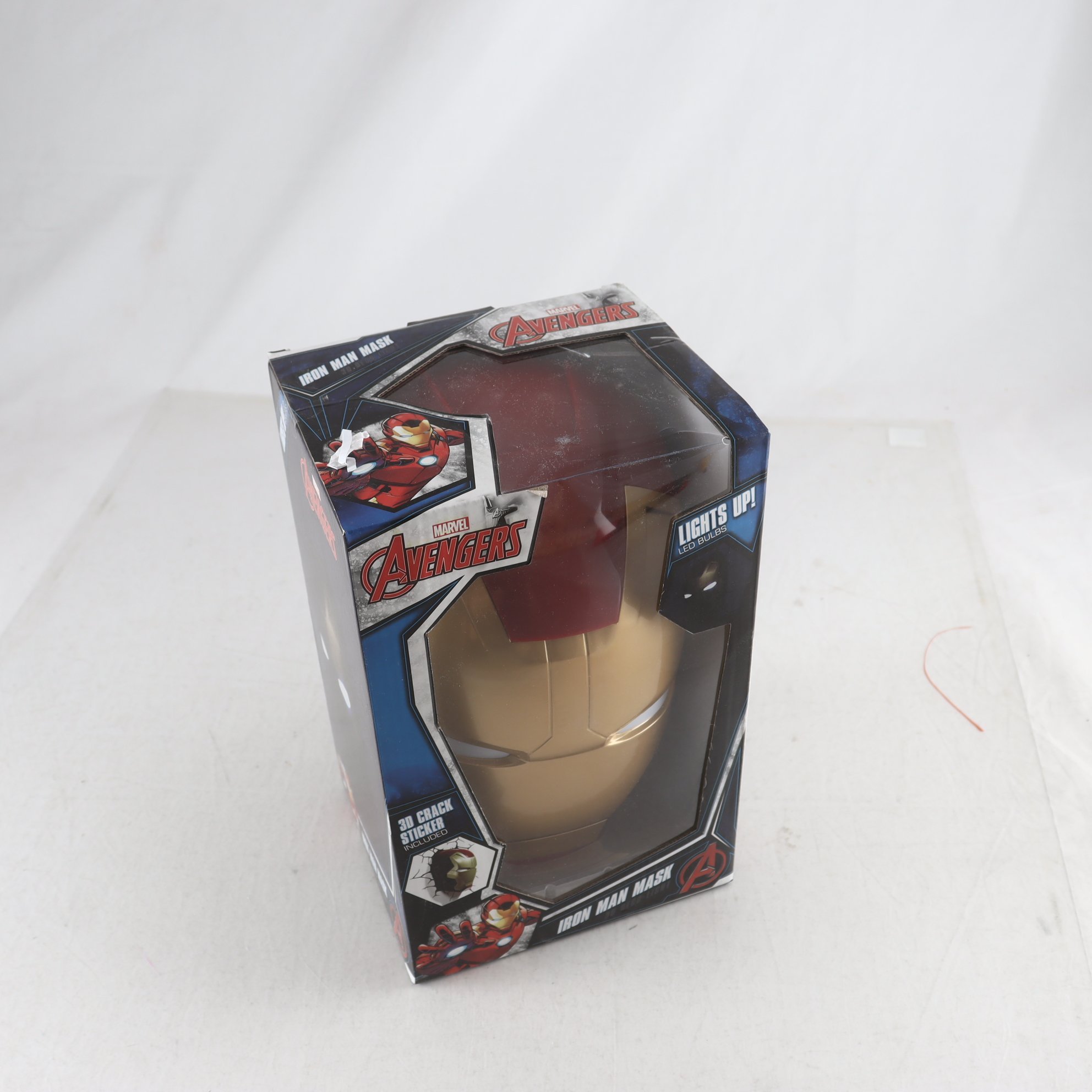 Lampa, Marvel avengers, iron man mask.