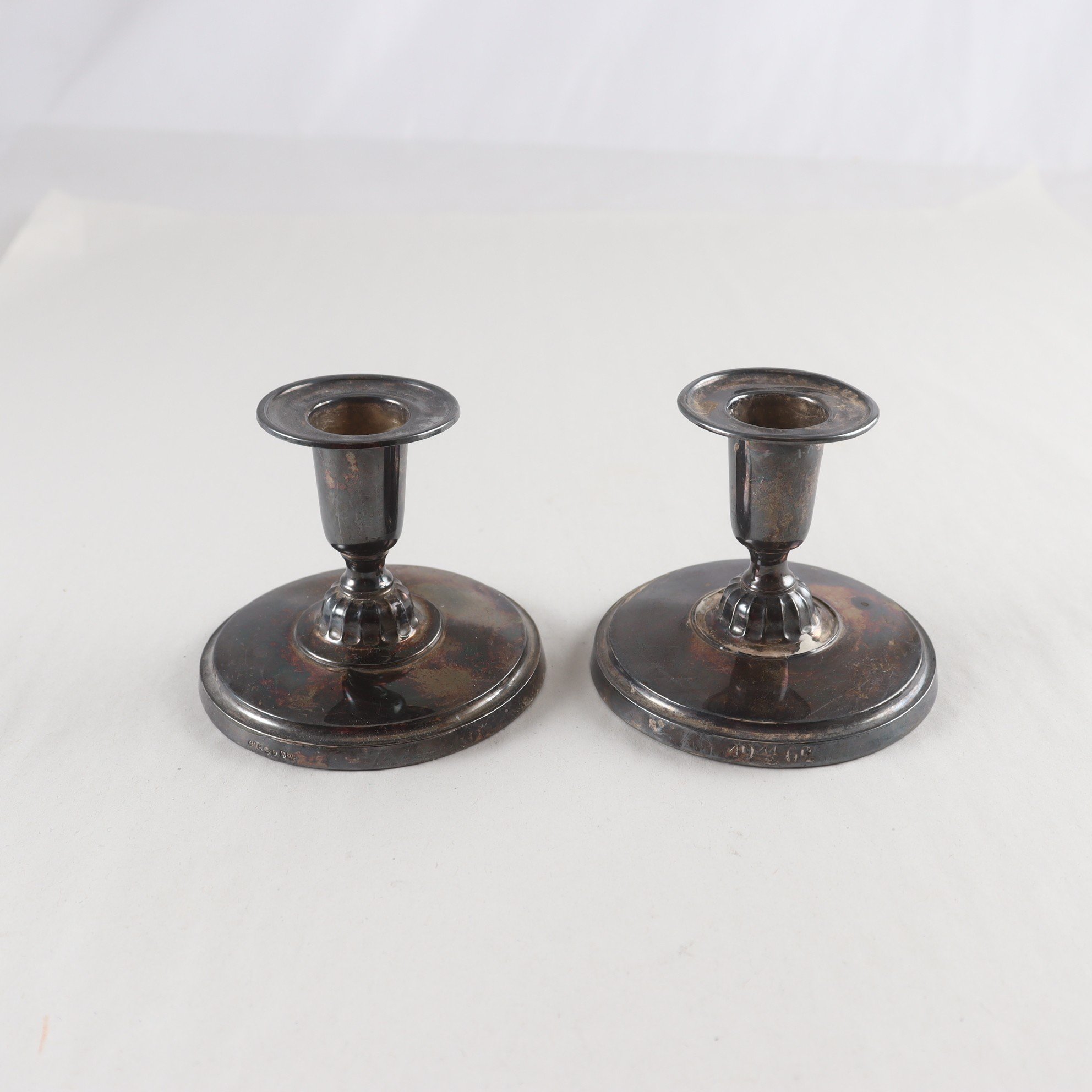 Paret silverljusstakar, kattfot, 1955