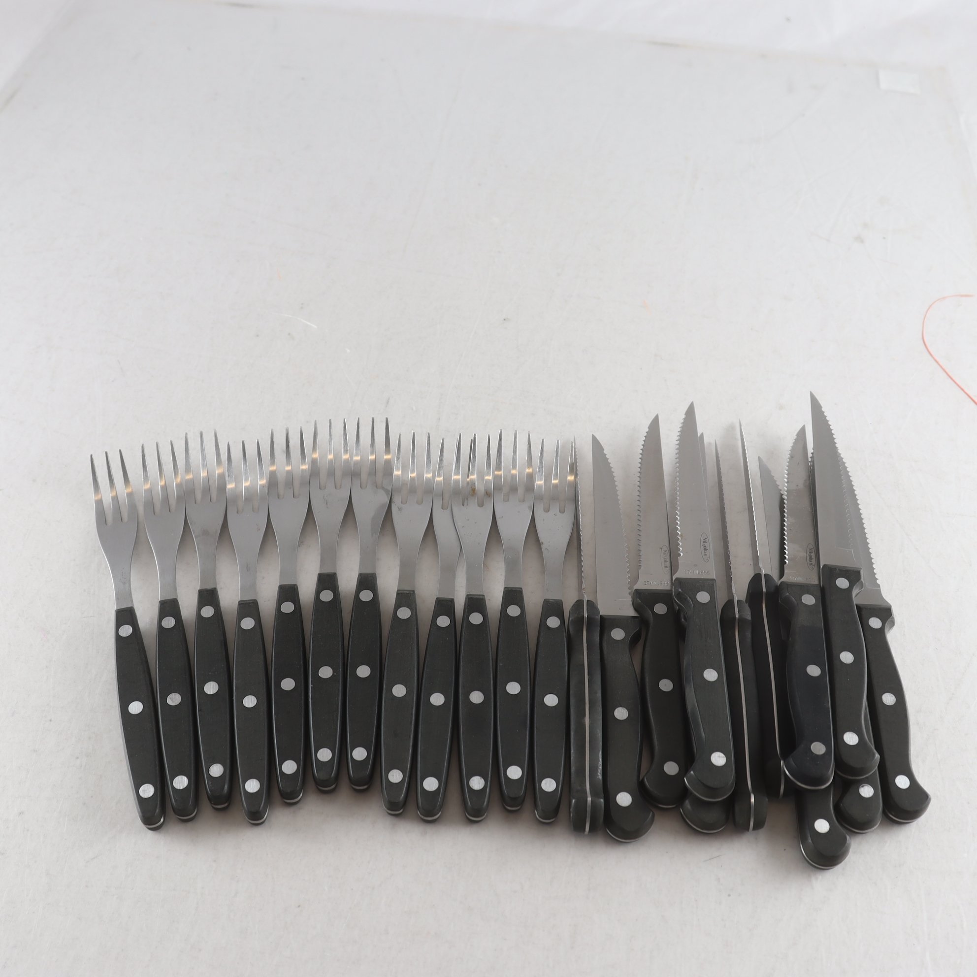 Bestick, Nilsjohan, grillbestick, rostfritt stål, 24 del.