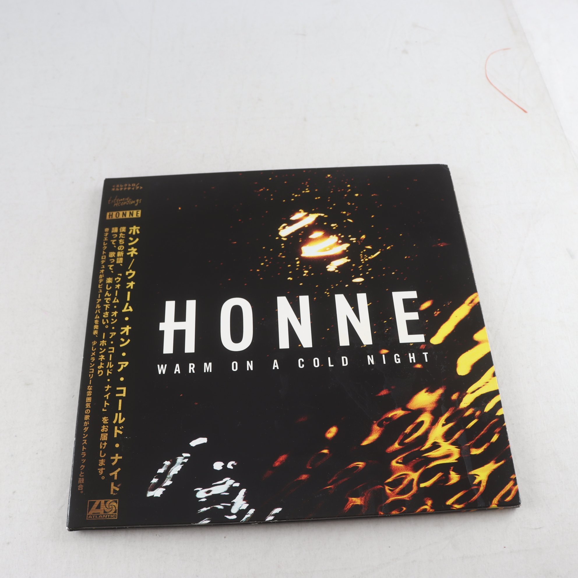 LP Honne, Warm On A Cold Night