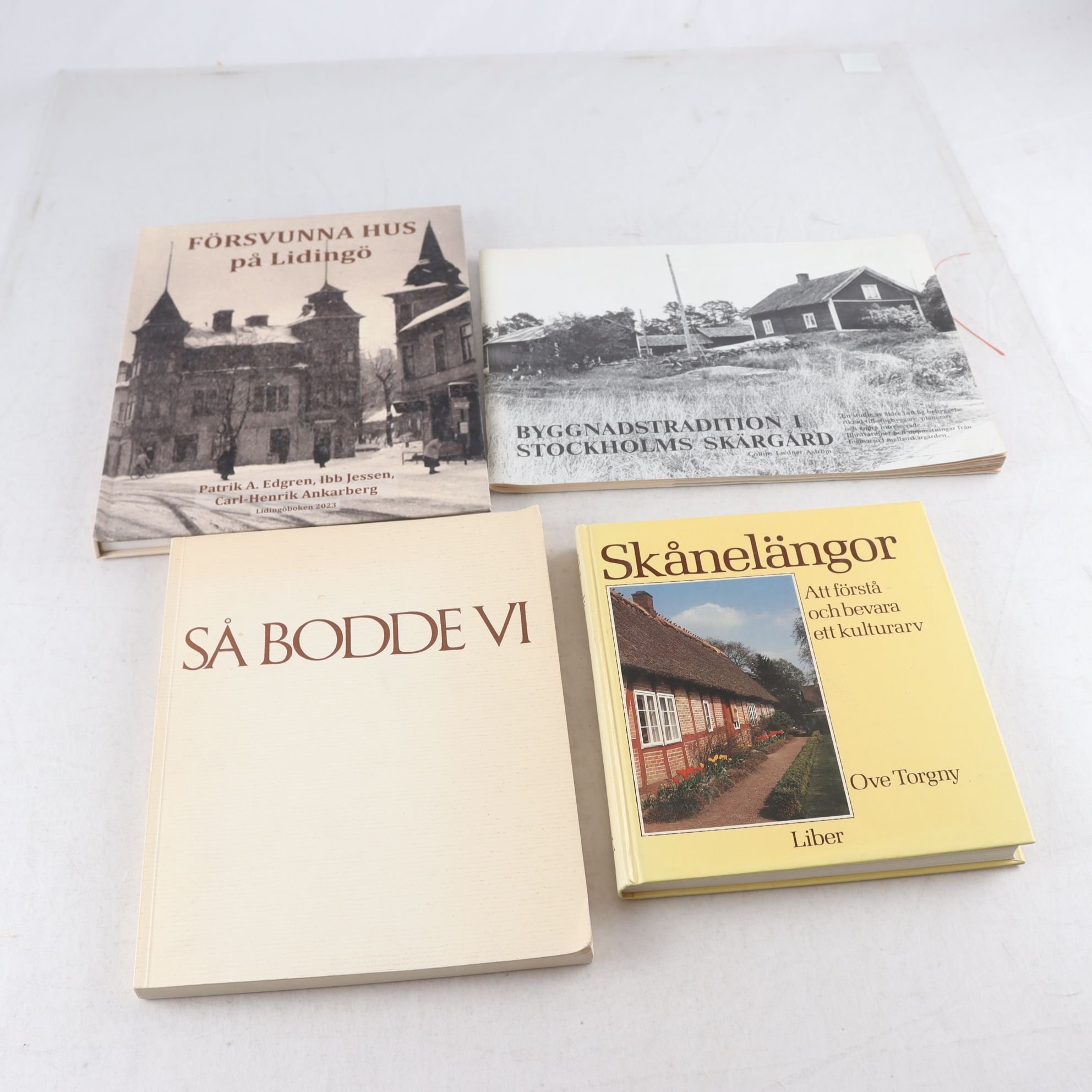 Äldre svensk folklig bebyggelse, bokpaket med 4 volymer