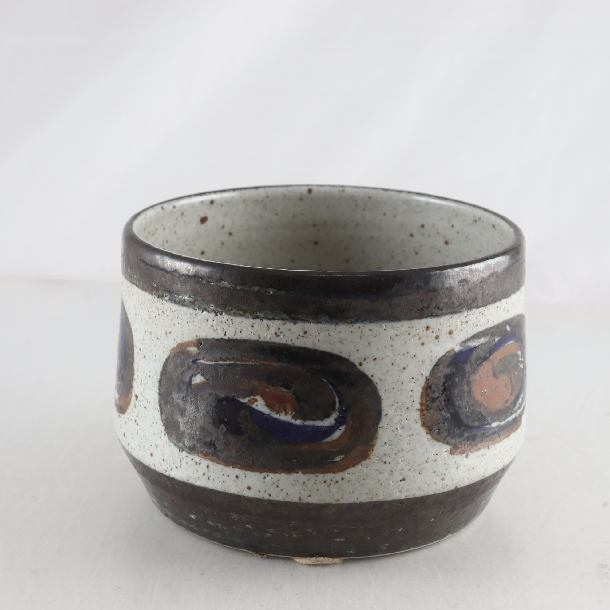 Ytterfoder, Rörstrand Studio, Sylvia Leuchovius, 1970-tal, stengods. Samfrakt ej