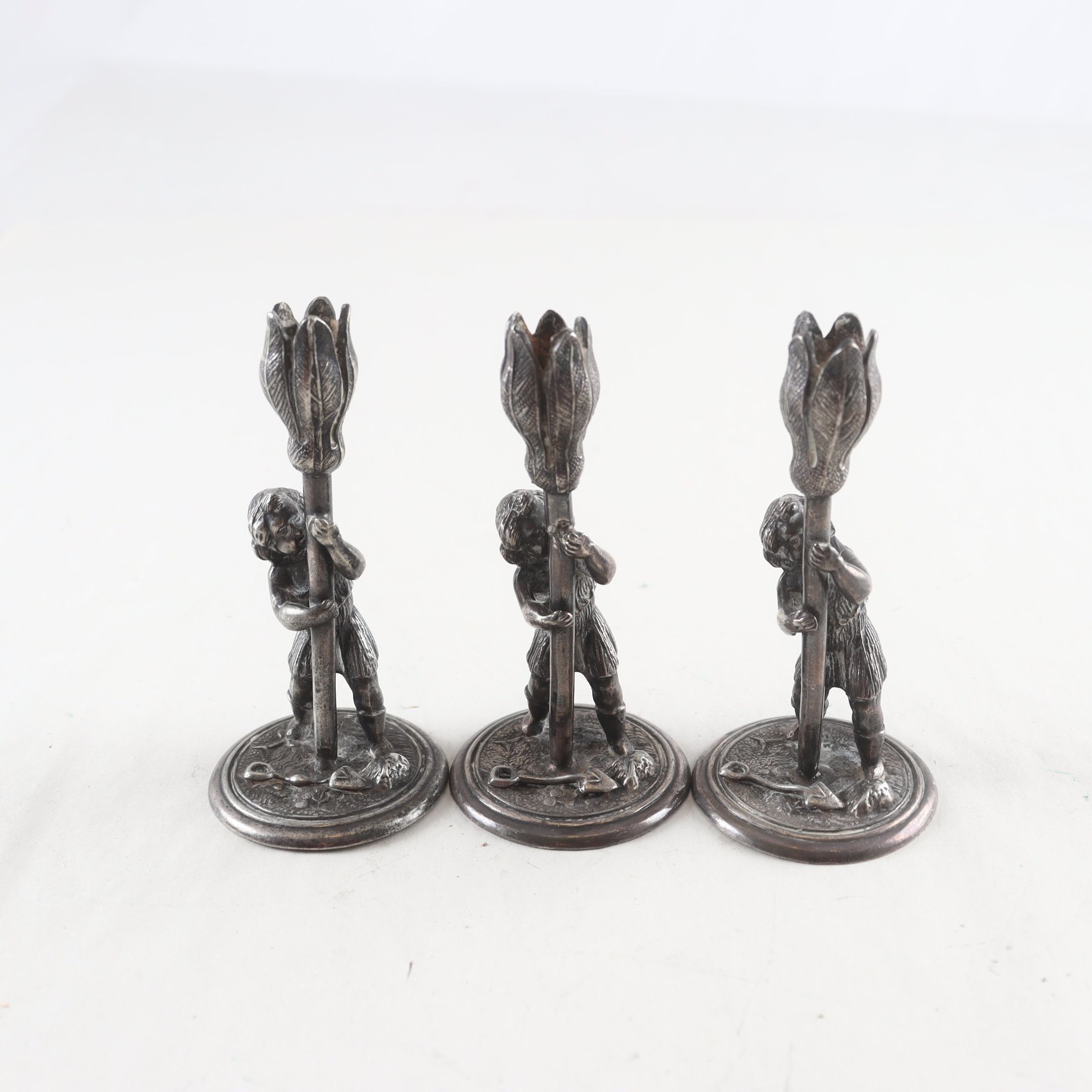 Ljusstakar, 3 st, metall, 1900-talets första hälft