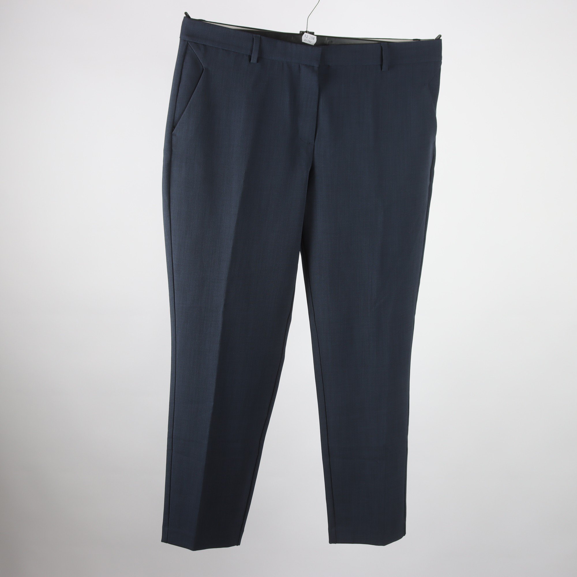 Byxa, five units, stl. 32