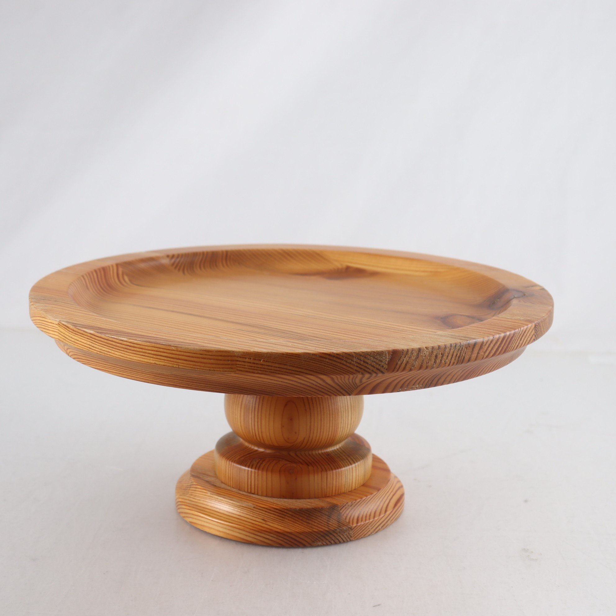 Fat på fot, furu, Smålandsslöjd, Stig Johnsson. Samfraktas ej.