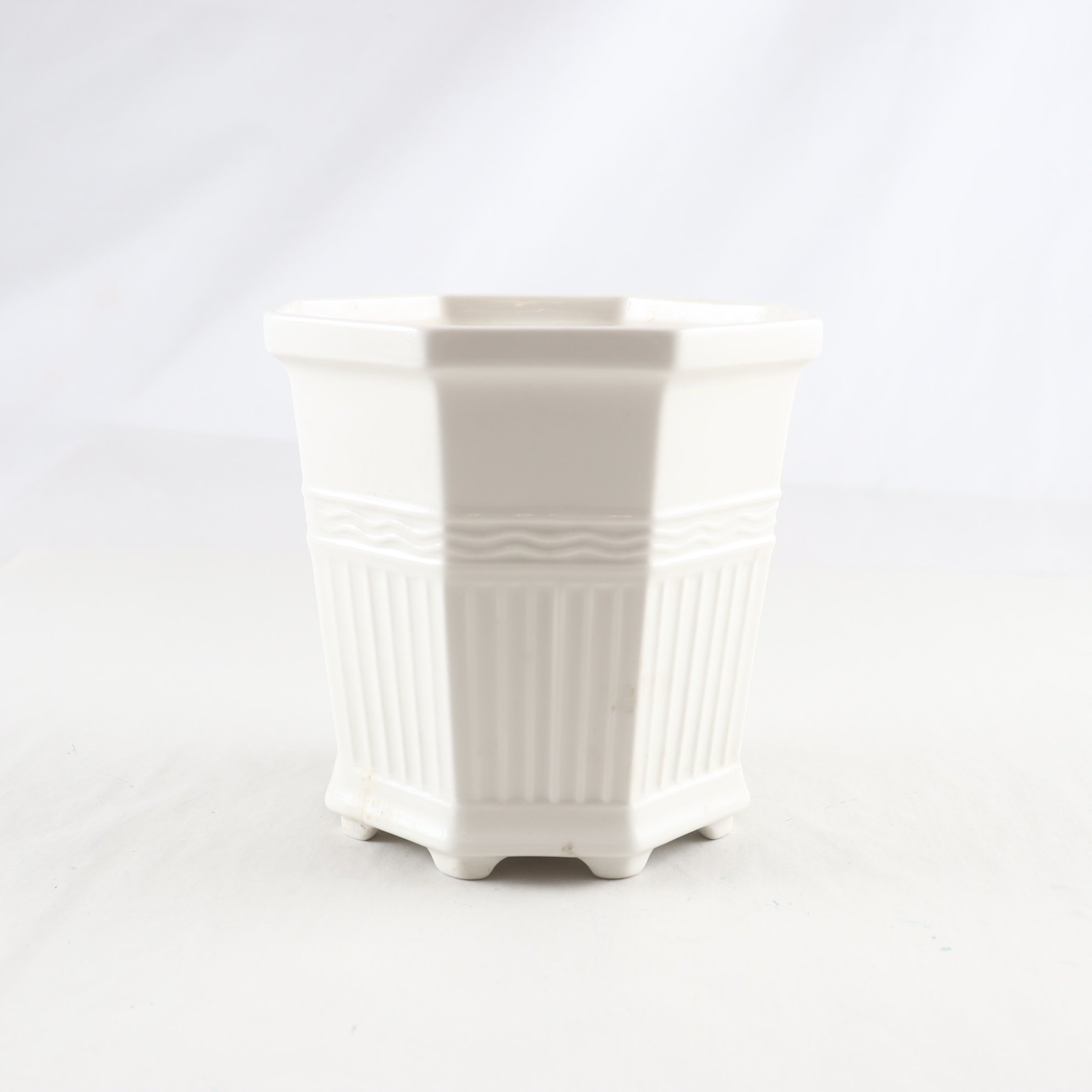 Ytterfoder, porslin, Waldermarsuddekrukan nr 2. Samfraktas ej