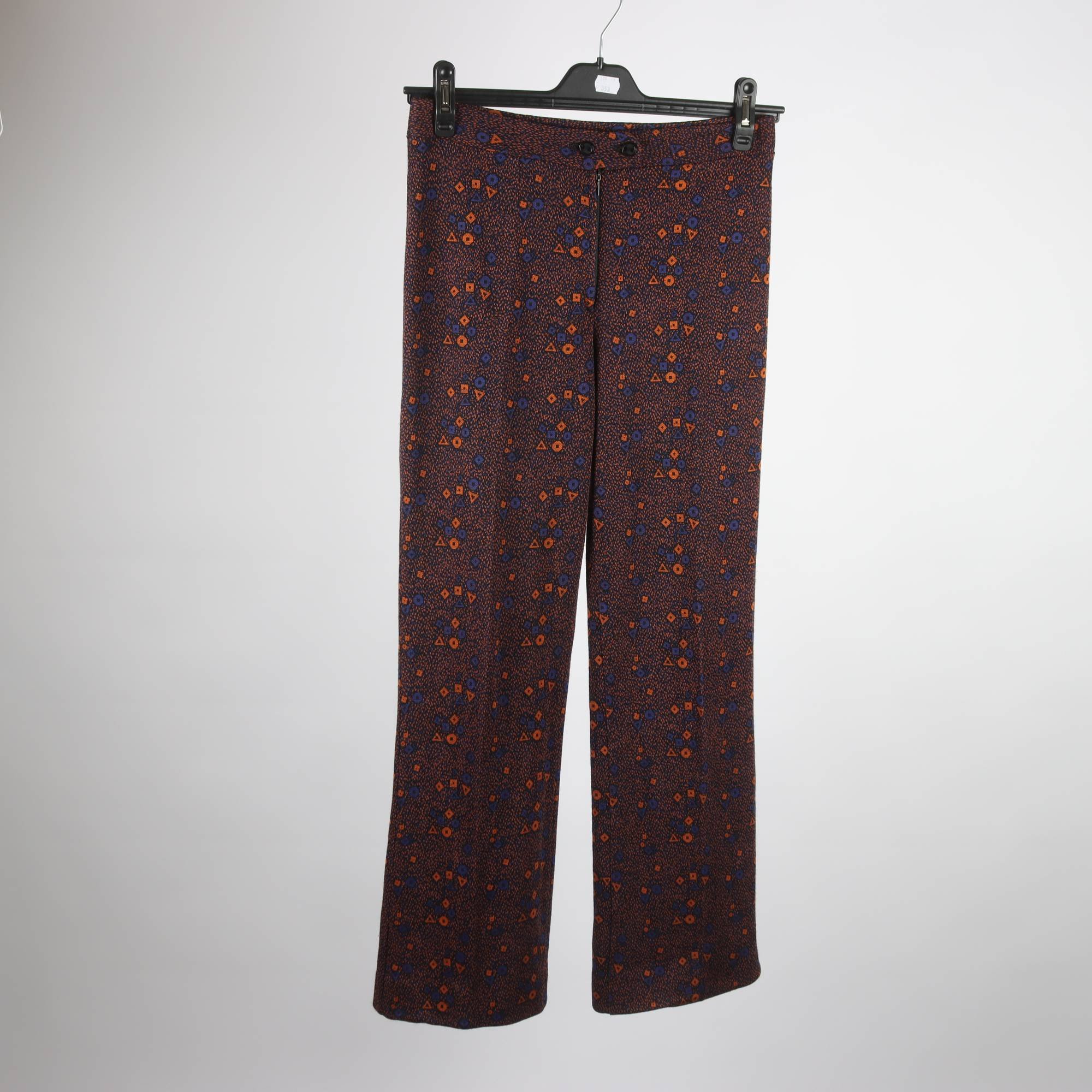 Byxor, Tabu, orange, blå, stickade, stl. 36.