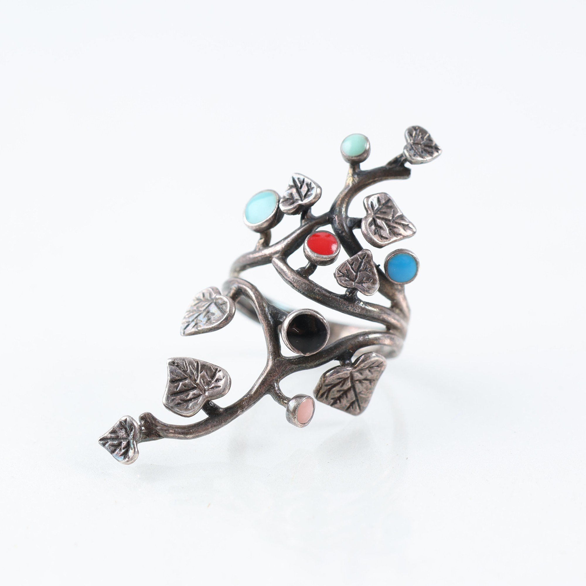 Ring, silver, växtmotiv, emalj, brv: 6.5g