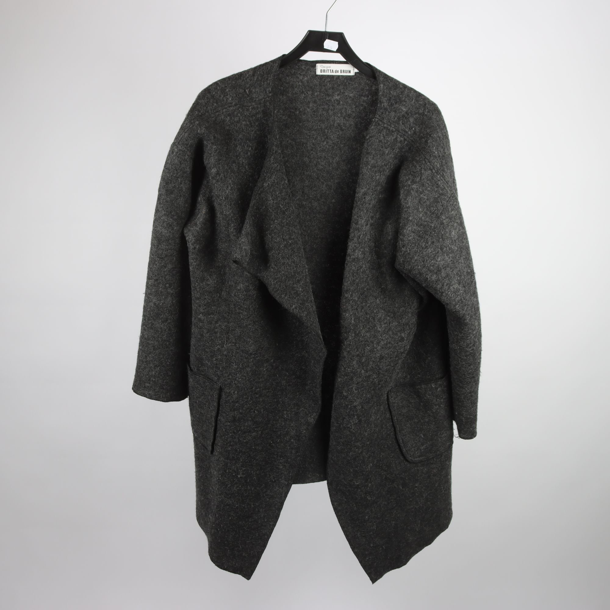 Kofta, Britta de Bruin, ull, grå, stl. L.